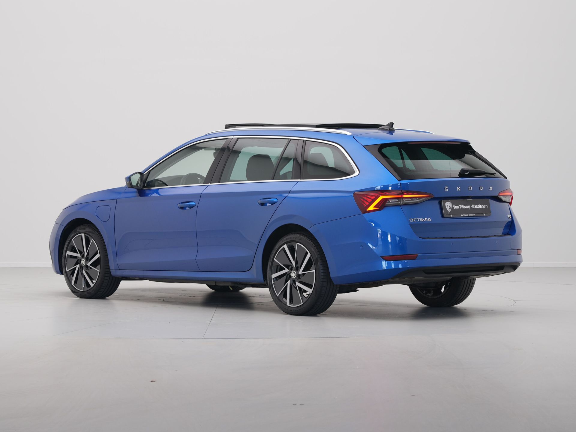 Škoda - Octavia Combi 1.4 TSI 204pk iV PHEV Style First Edition - 2021