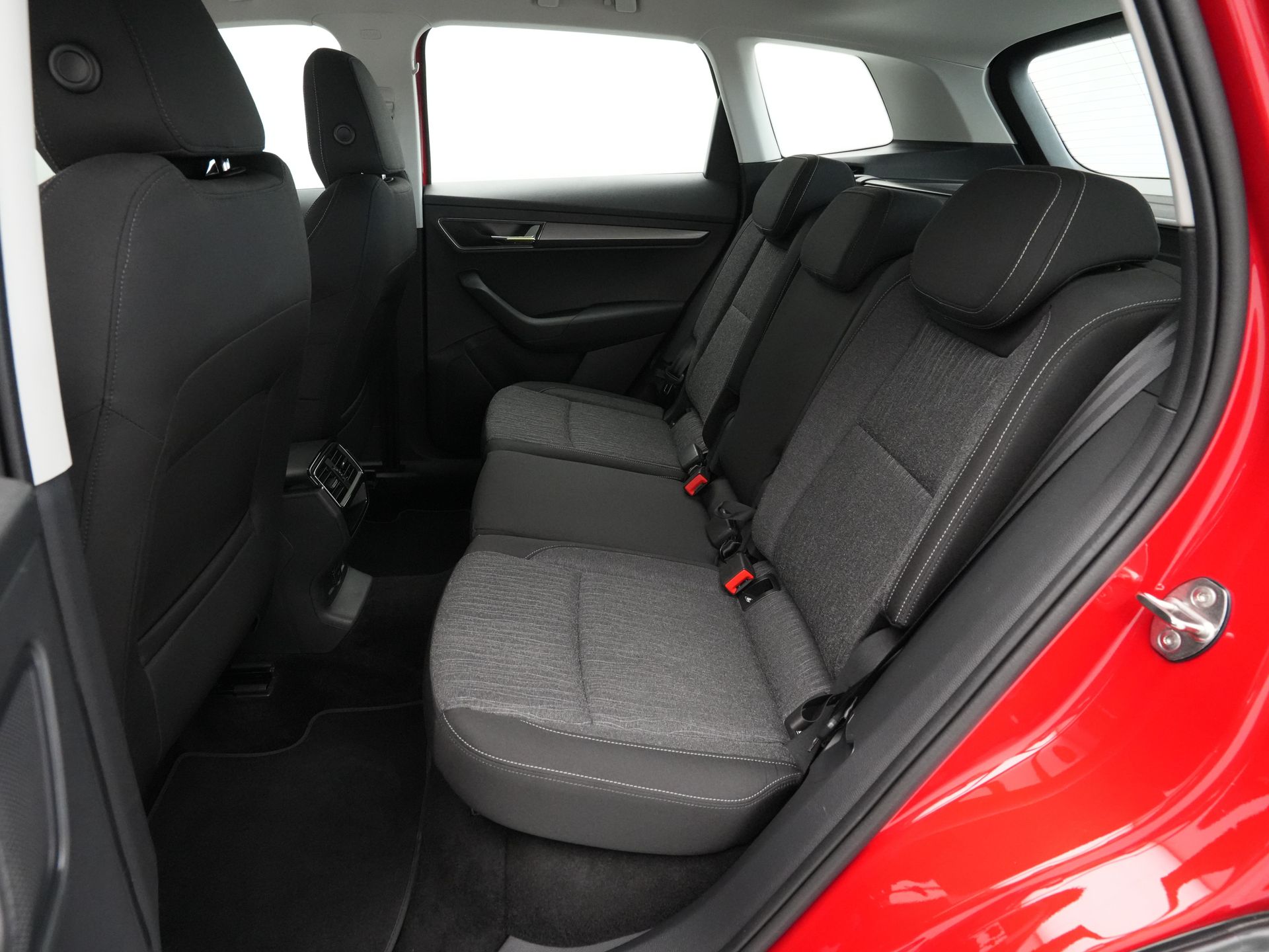 Škoda - Karoq 1.5 TSI ACT 150pk DSG Business Edition - 2019