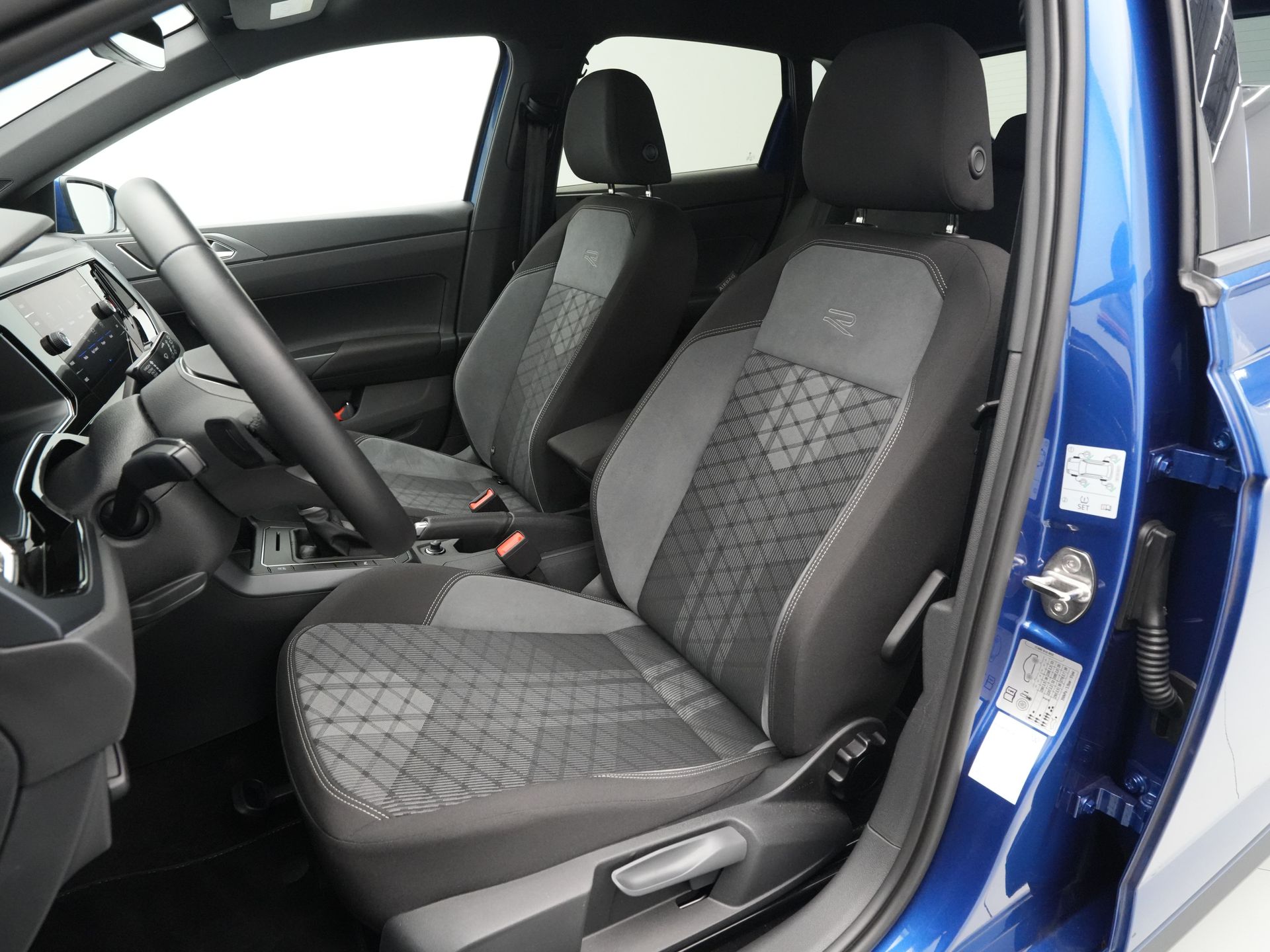 Volkswagen - Polo 1.0 TSI R-Line 95 pk - 2024