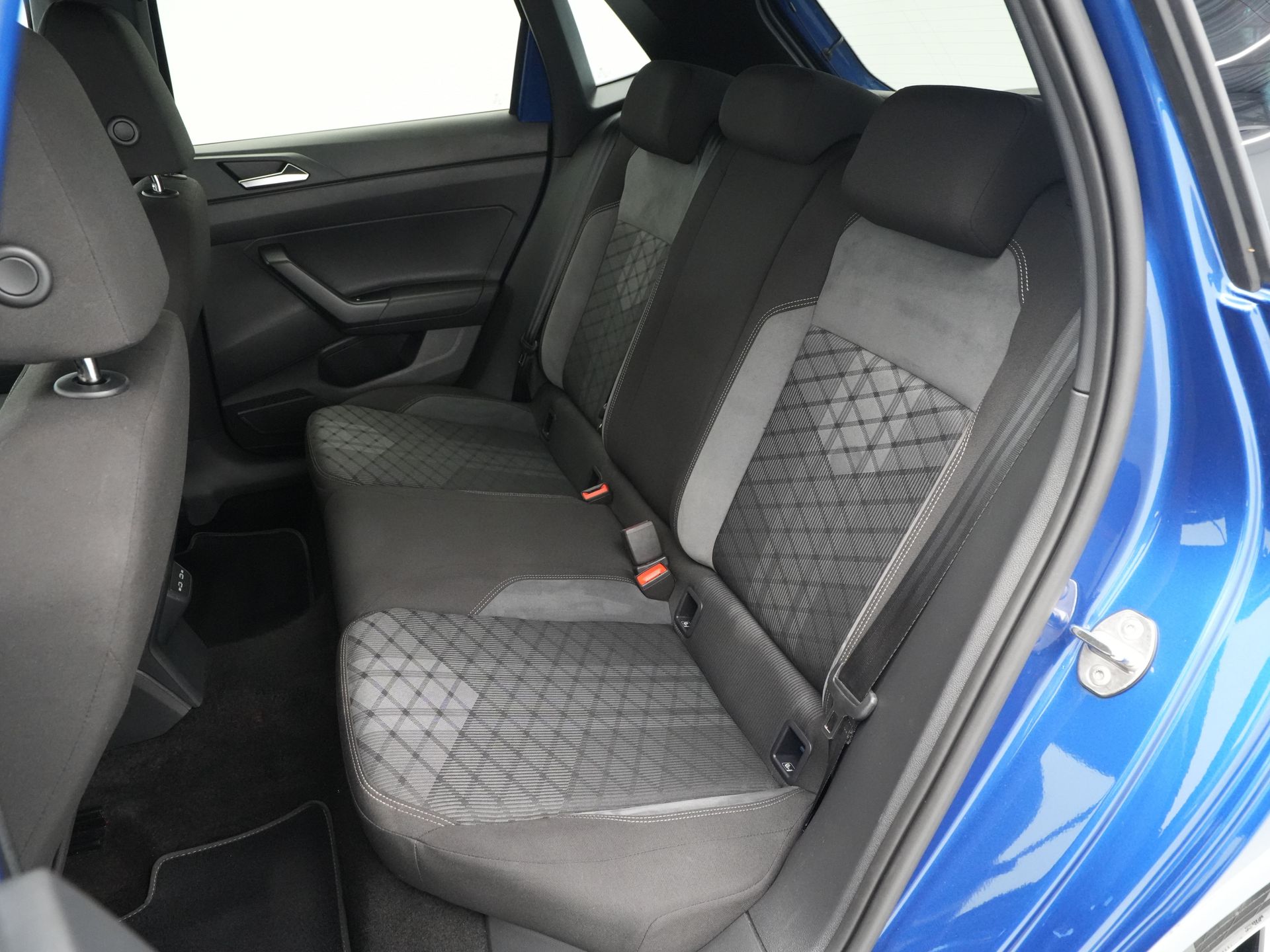 Volkswagen - Polo 1.0 TSI R-Line 95 pk - 2024