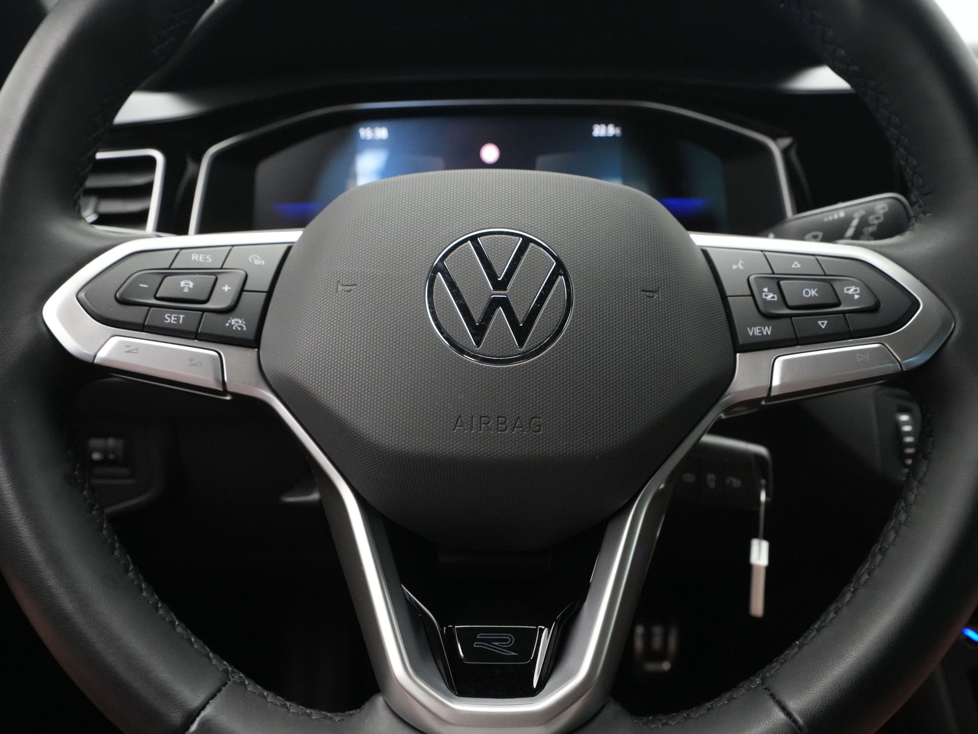 Volkswagen - Polo 1.0 TSI R-Line 95 pk - 2024