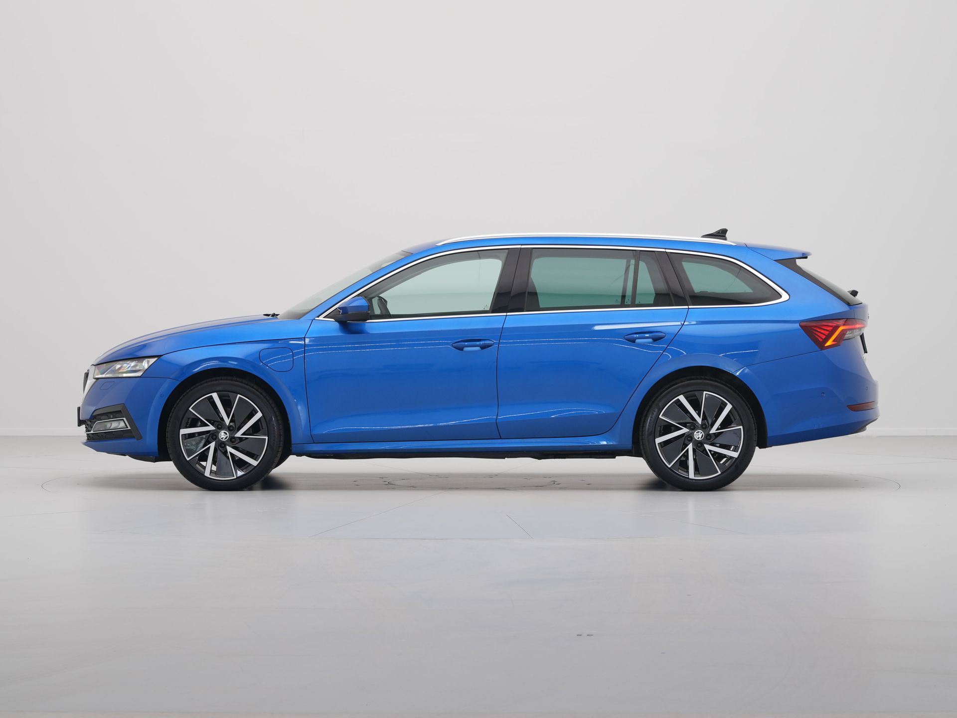 Škoda - Octavia Combi 1.4 TSI 204pk iV PHEV Style First Edition - 2021
