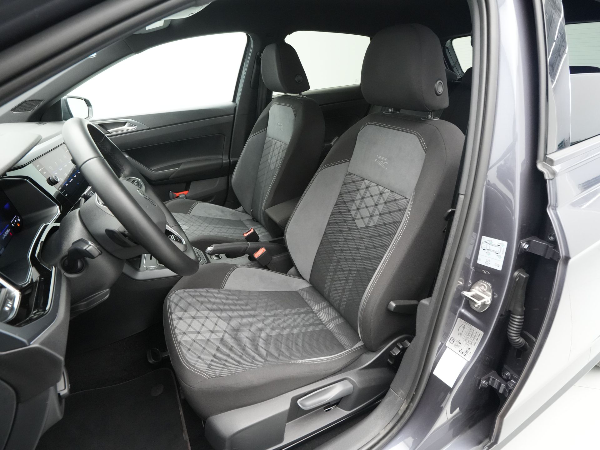 Volkswagen - Polo 1.0 95pk DSG TSI R-Line - 2024