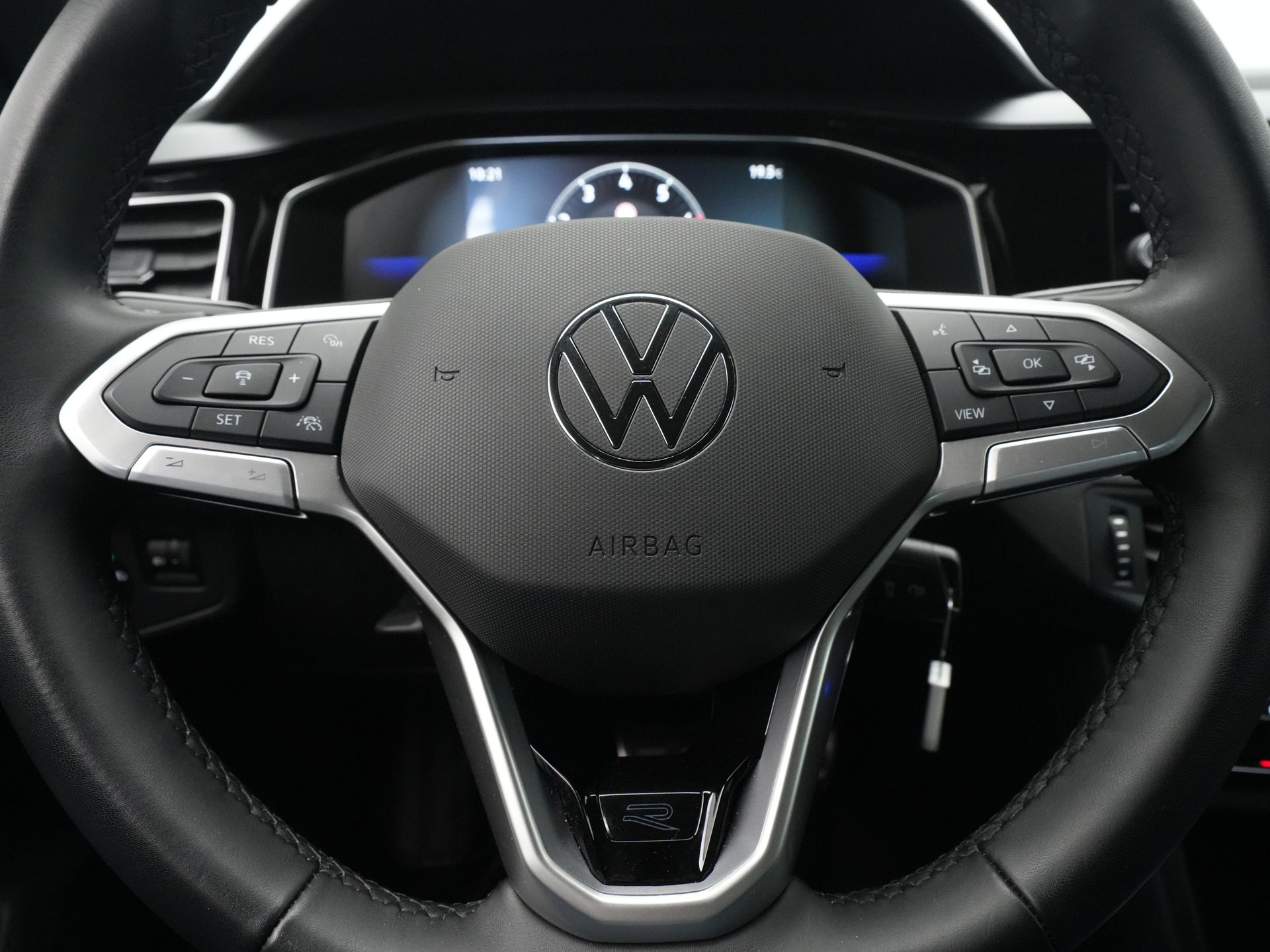 Volkswagen - Polo 1.0 95pk DSG TSI R-Line - 2024
