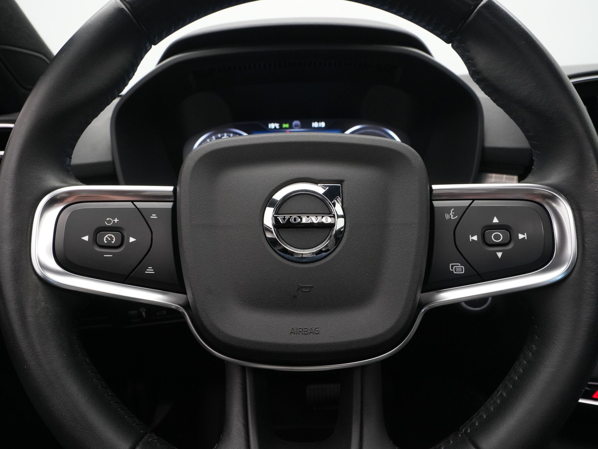 Volvo - XC40 1.5 T5 Recharge Inscription Expression - 2021