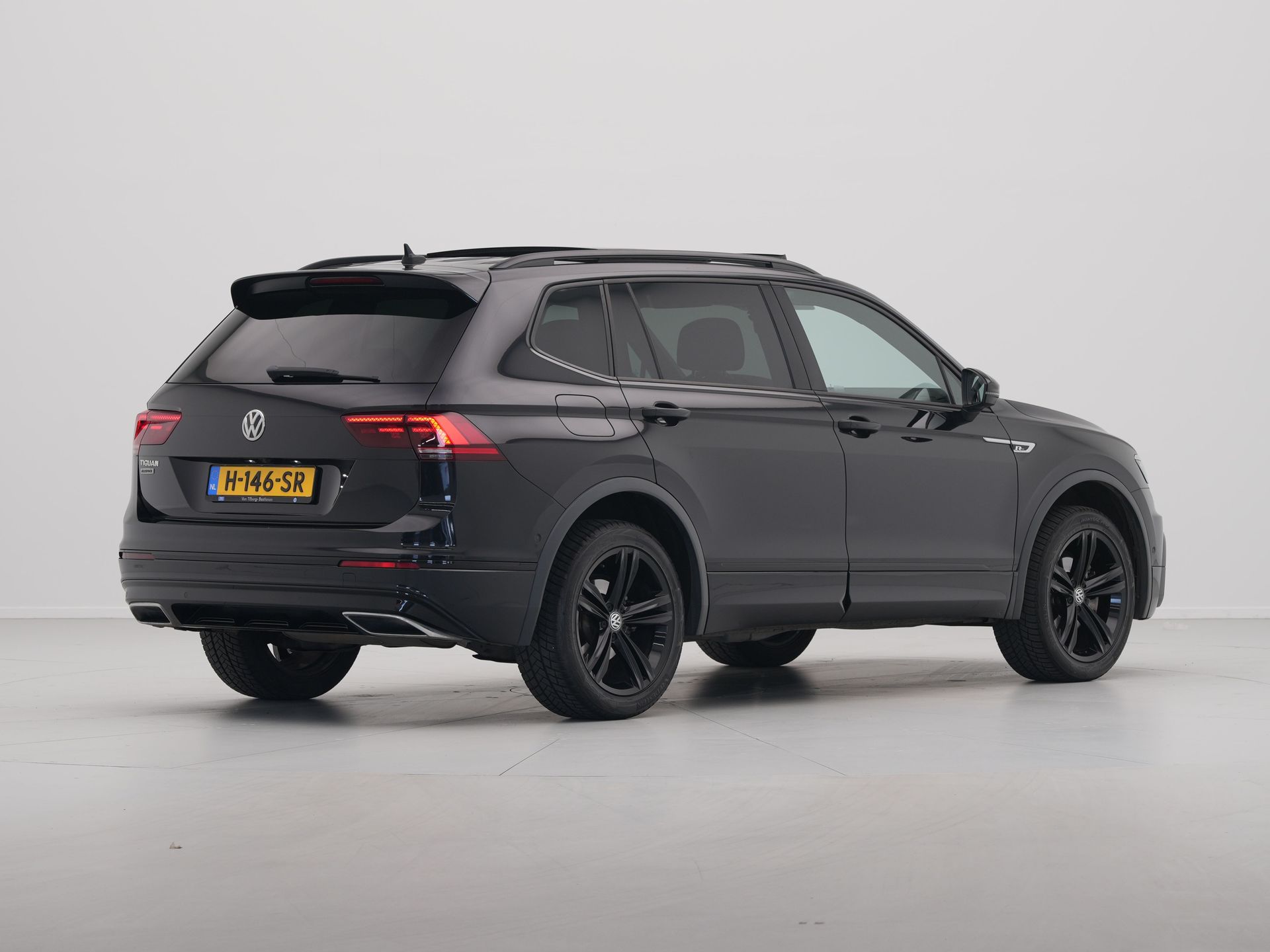 Volkswagen - Tiguan Allspace 1.5 150pk DSG TSI Highline Business R - 2020
