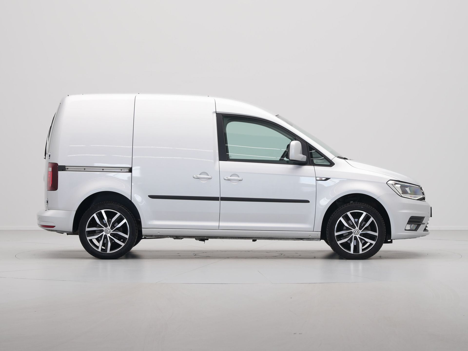 Volkswagen - Caddy 2.0 TDI L1H1 BMT C-Edition - 2020