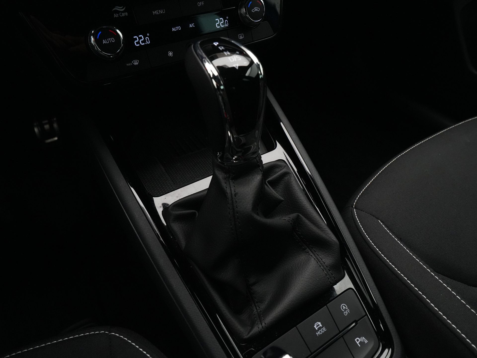Škoda - Kamiq 1.0 TSI 115pk DSG Monte Carlo - 2024