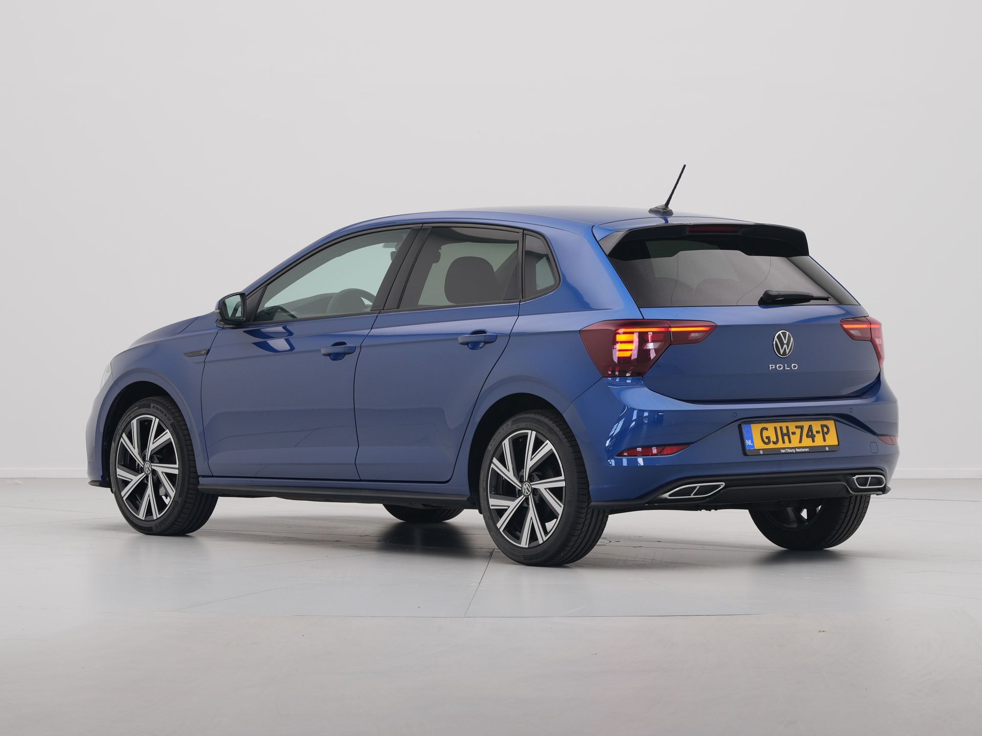 Volkswagen - Polo 1.0 TSI R-Line - 2024
