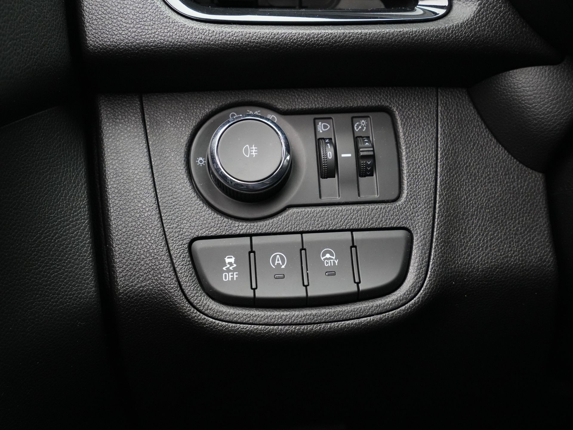 Opel - KARL 1.0 75pk ecoFLEX Edition - 2018