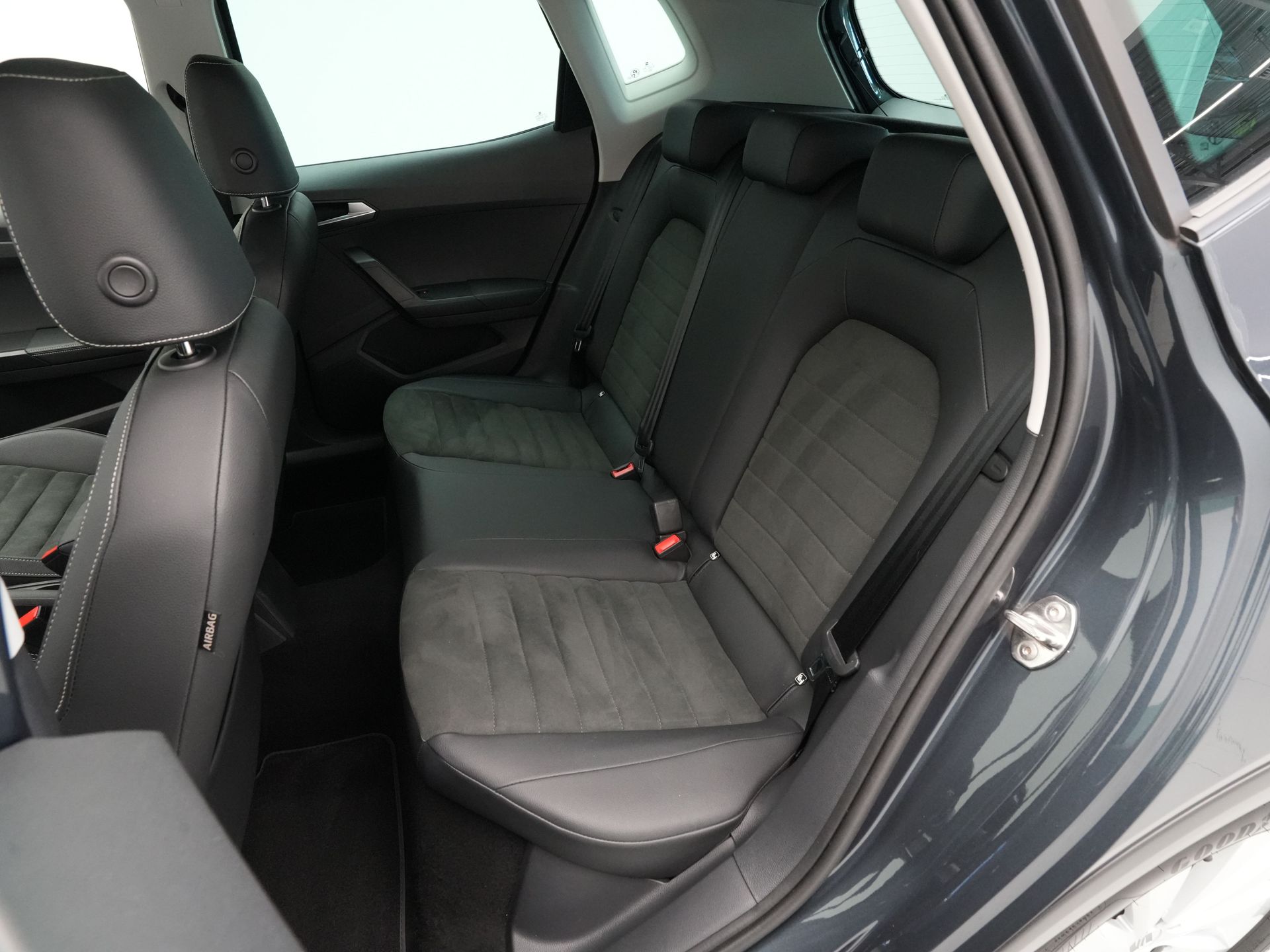 SEAT - Arona 1.0 TSI 110pk DSG Style - 2022