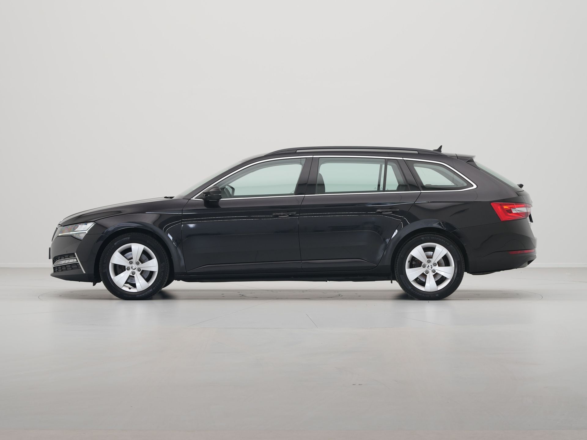Škoda - Superb Combi 1.4 TSI iV 218pk Ambition - 2022