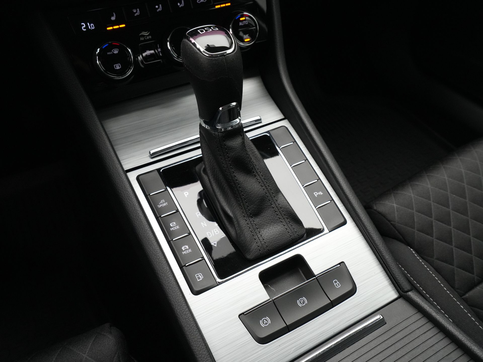 Škoda - Superb Combi 1.4 TSI iV 218pk Ambition - 2022