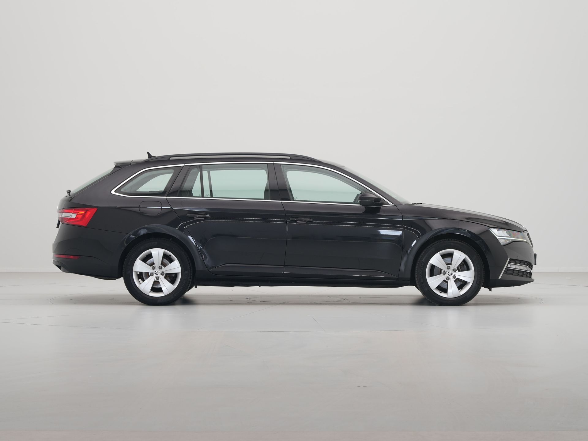 Škoda - Superb Combi 1.4 TSI iV 218pk Ambition - 2022