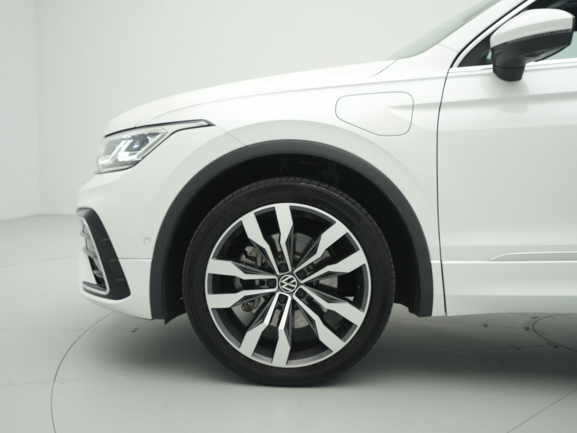 Volkswagen - Tiguan 1.4 TSI eHybrid 245pk R-Line Business+ - 2021