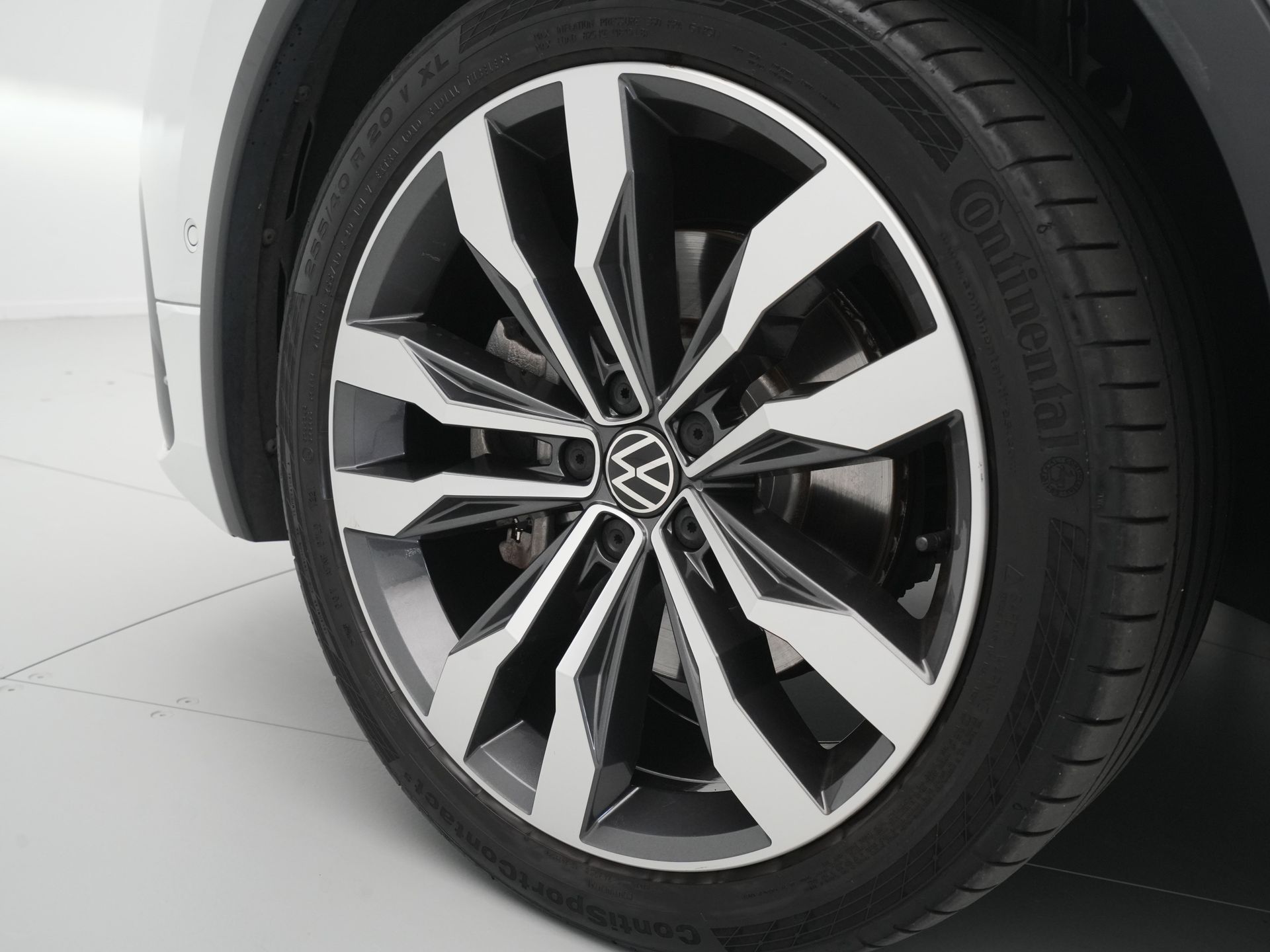 Volkswagen - Tiguan 1.4 TSI eHybrid 245pk R-Line Business+ - 2021