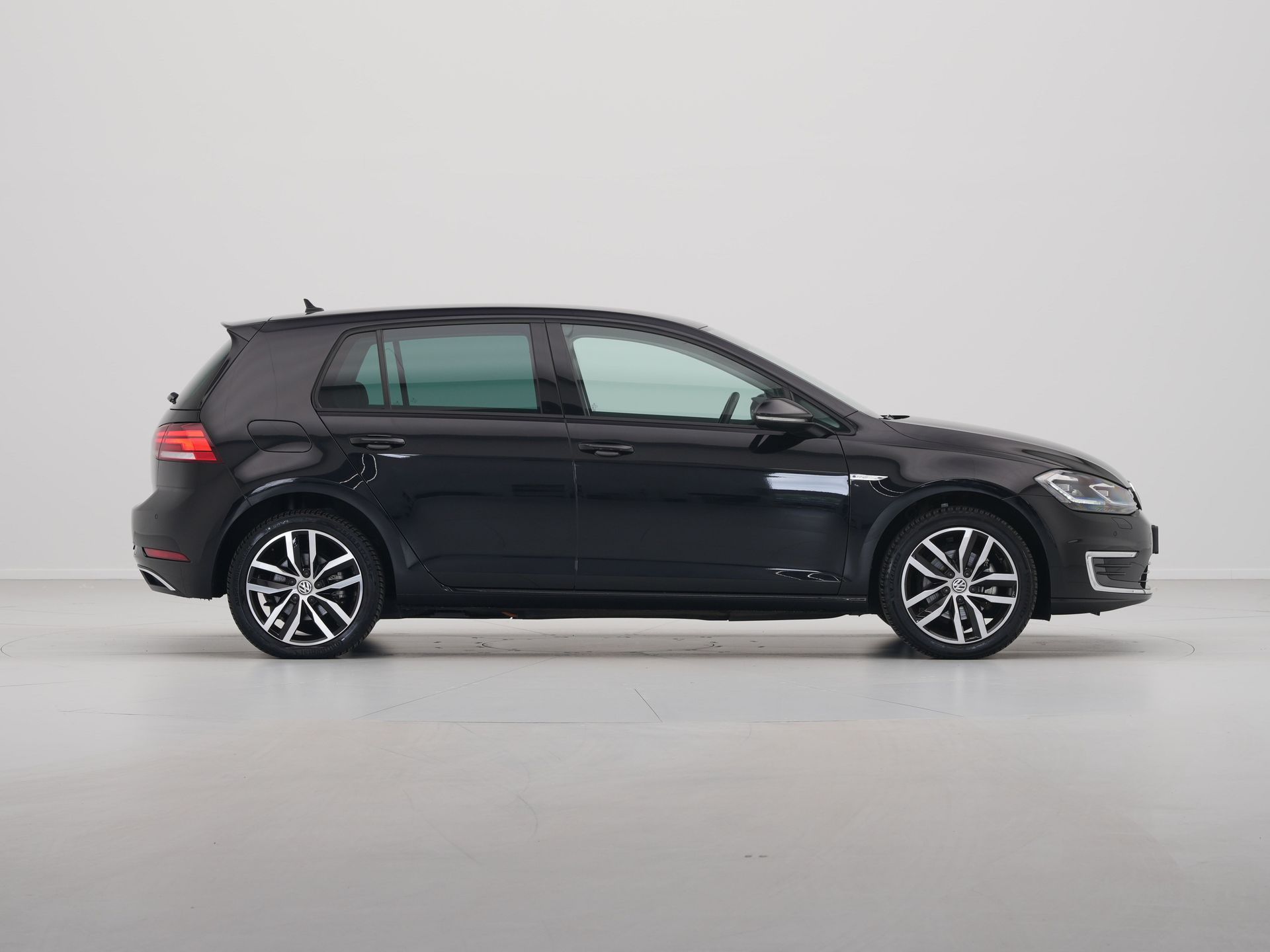 Volkswagen - e-Golf 136pk E-DITION - 2020