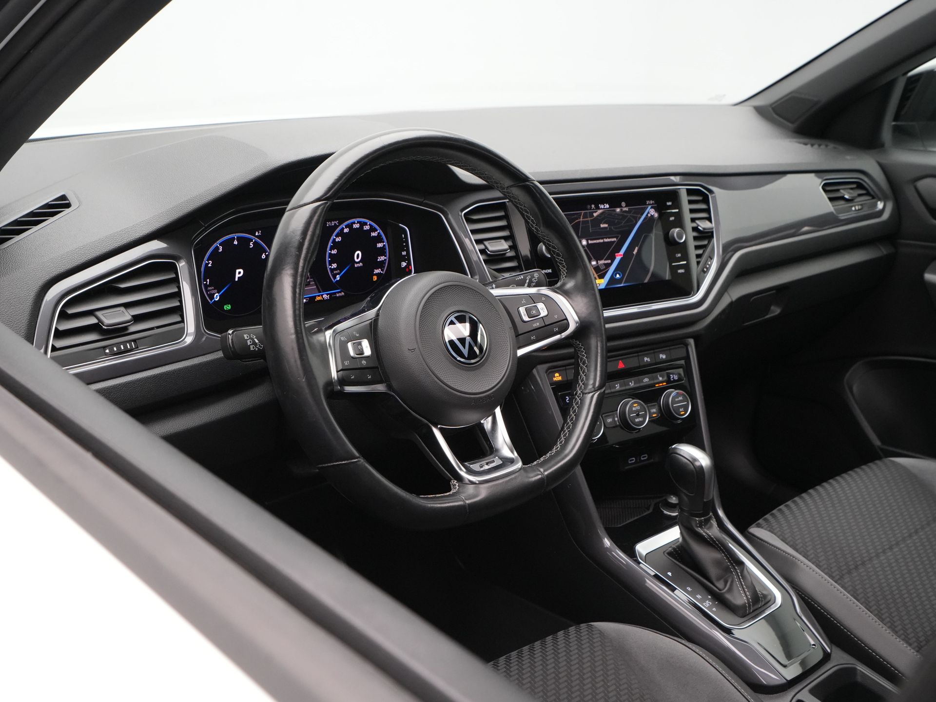 Volkswagen - T-Roc 1.5 TSI Sport Business R - 2021