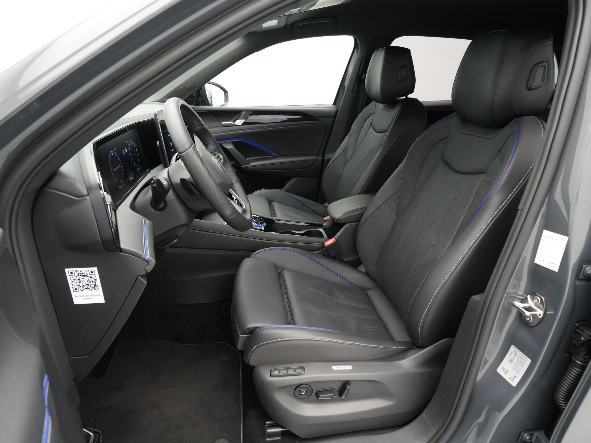Volkswagen - Tiguan 1.5 eHybrid 272pk R-Line Business - 2025