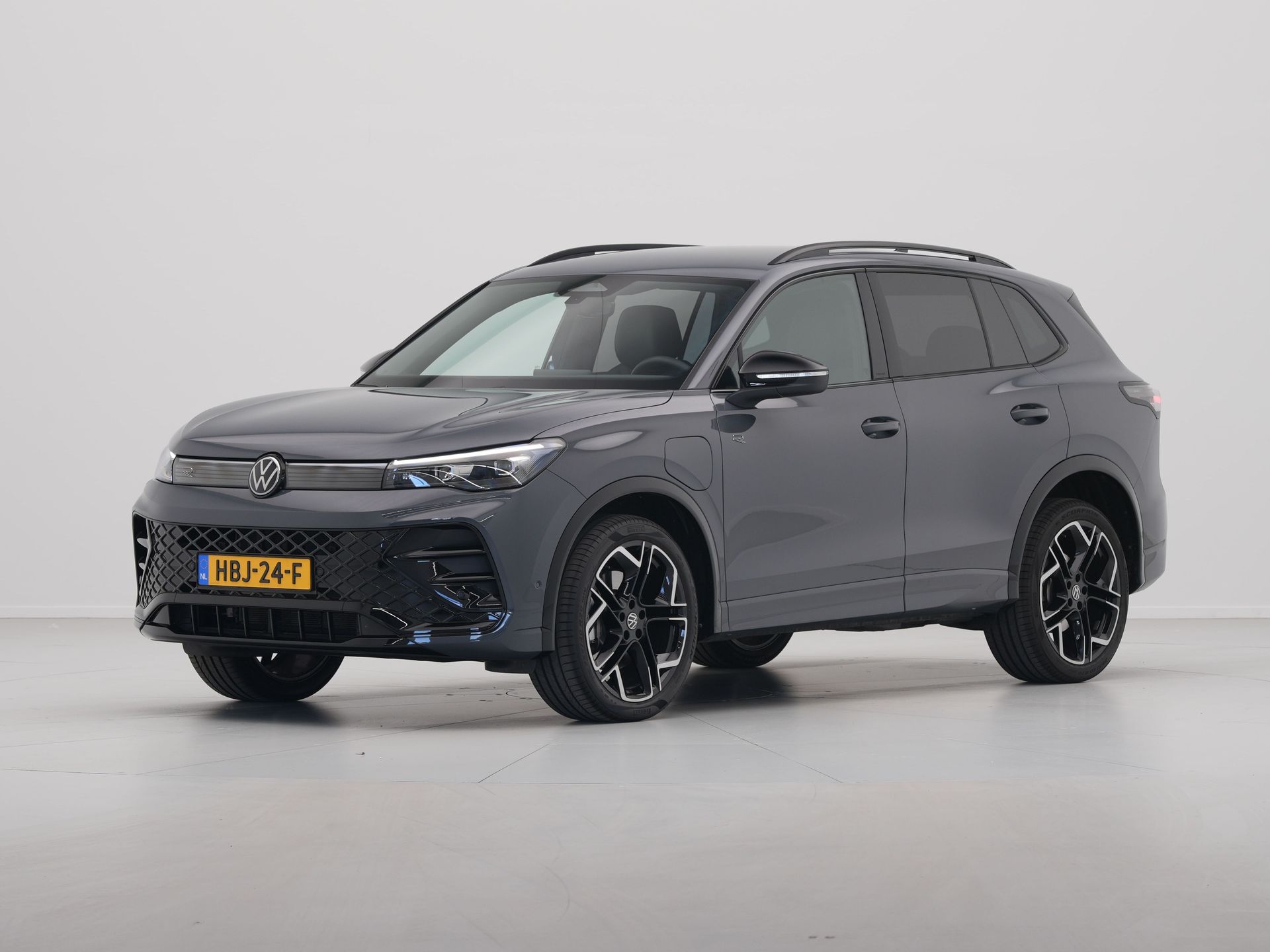 Volkswagen - Tiguan 1.5 eHybrid 272pk R-Line Business - 2025