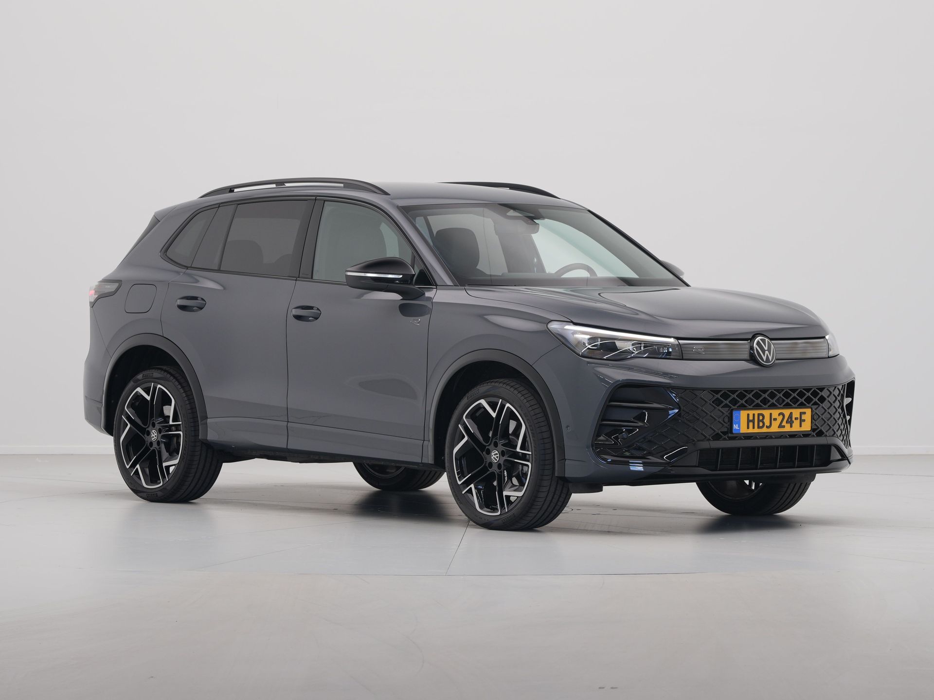 Volkswagen - Tiguan 1.5 eHybrid 272pk R-Line Business - 2025