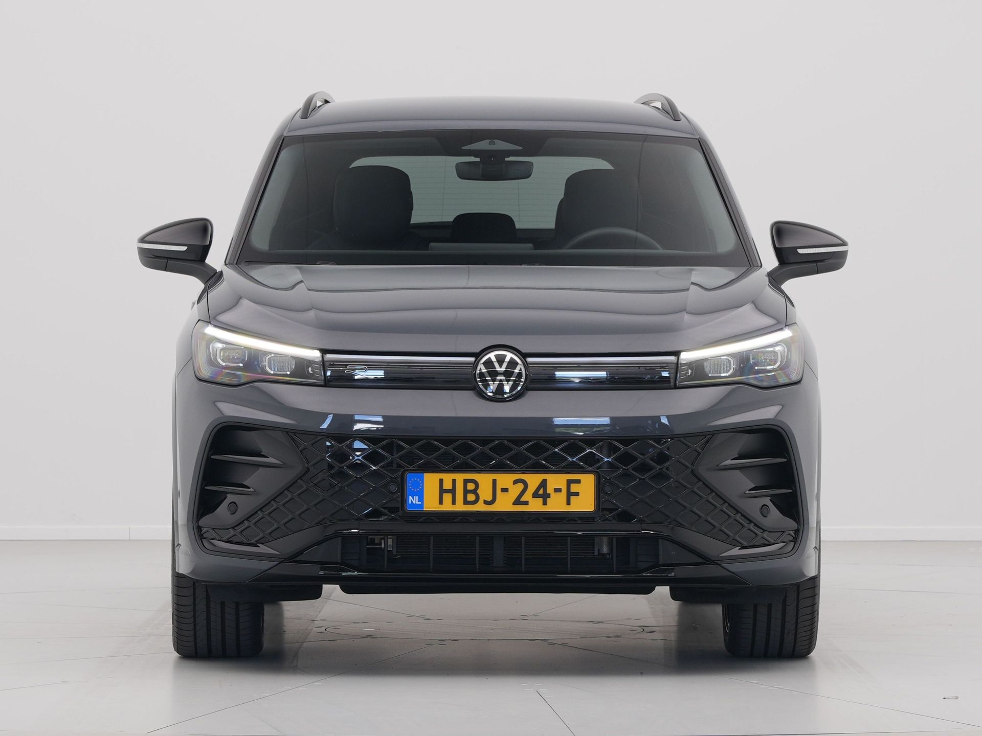 Volkswagen - Tiguan 1.5 eHybrid 272pk R-Line Business - 2025