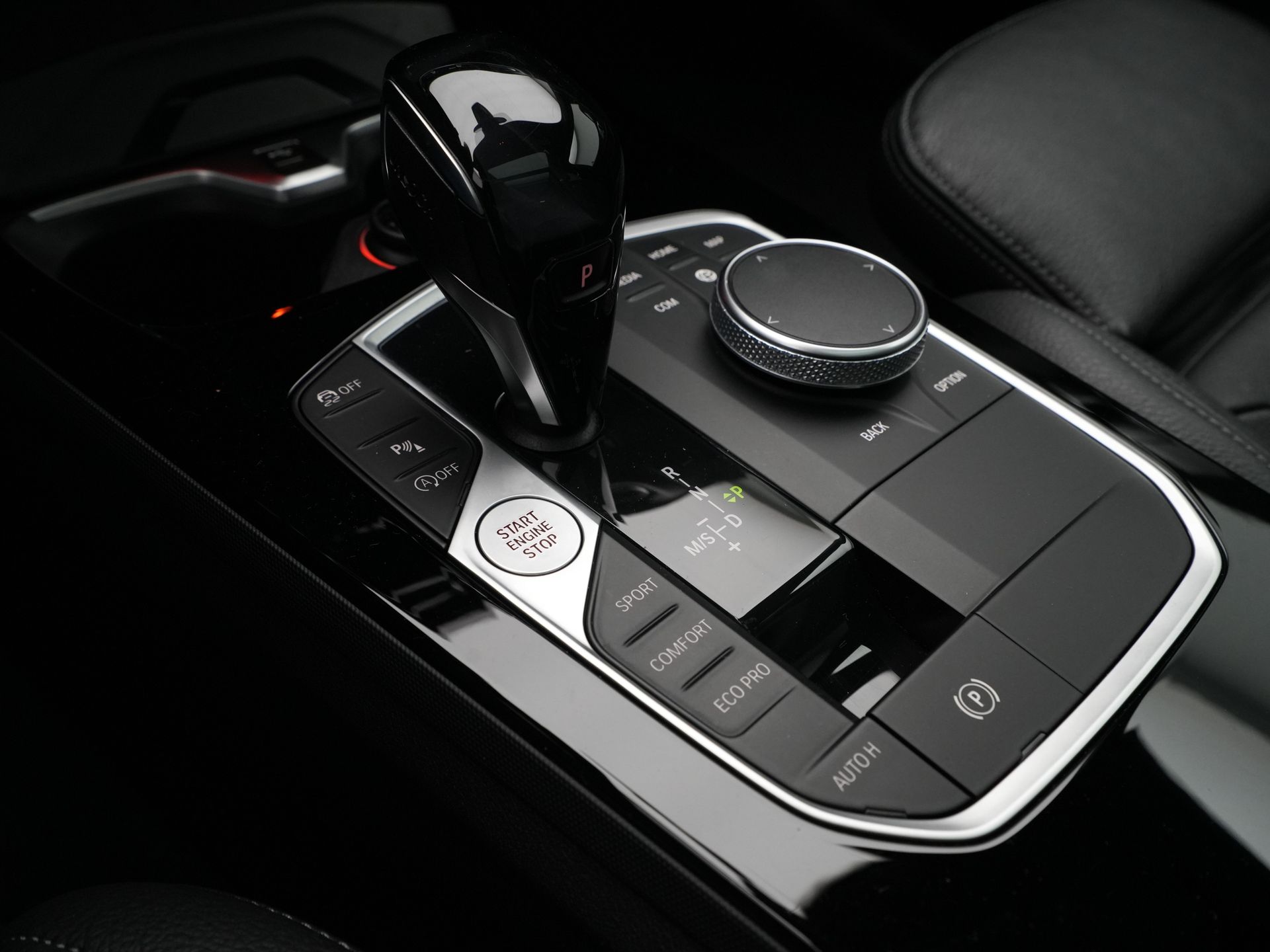 BMW - 2 Serie Gran Coupé 218i 136pk Automaat Business Edition Plus - 2021
