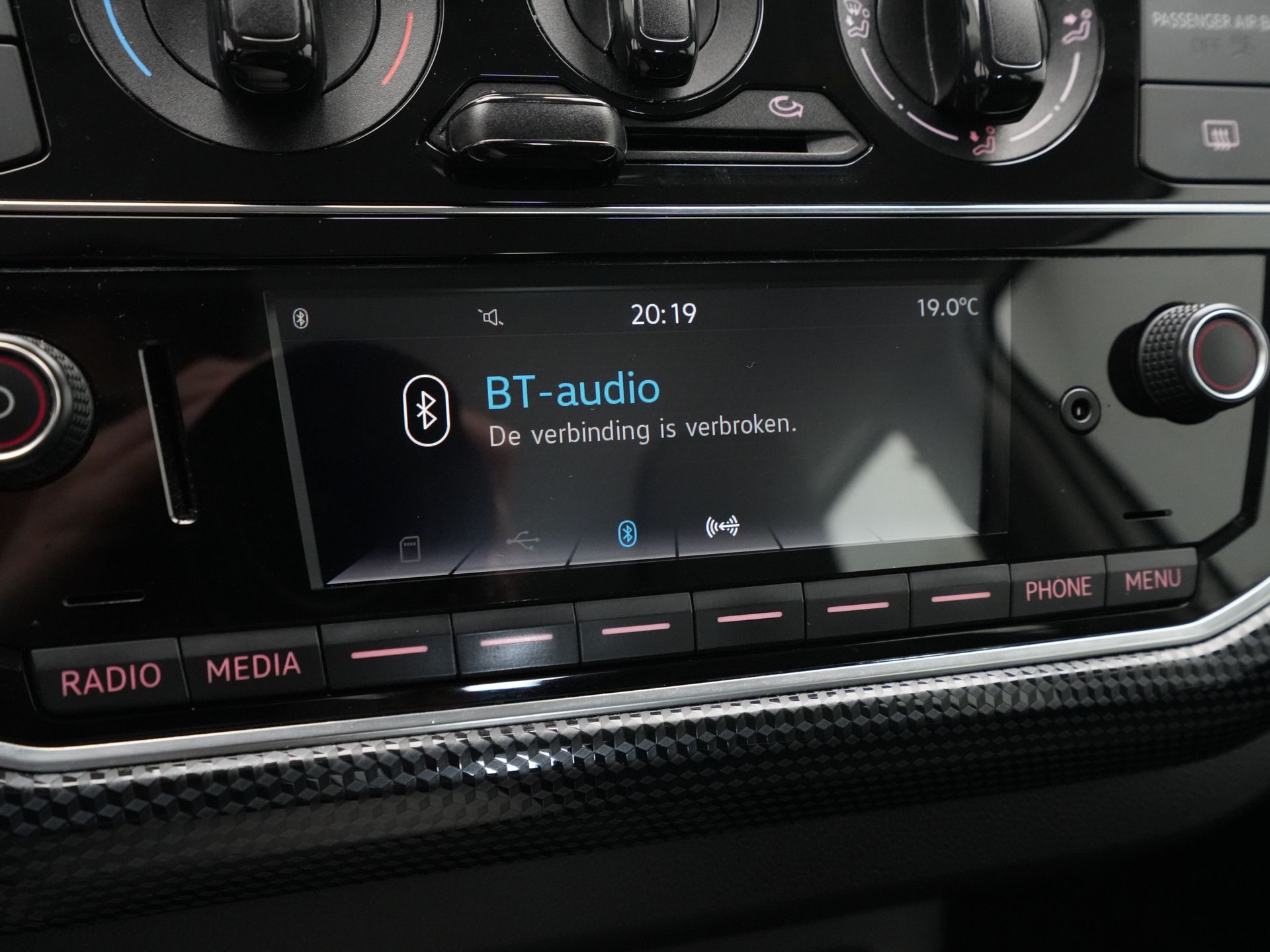 Volkswagen - up! 1.0 BMT move up! - 2018