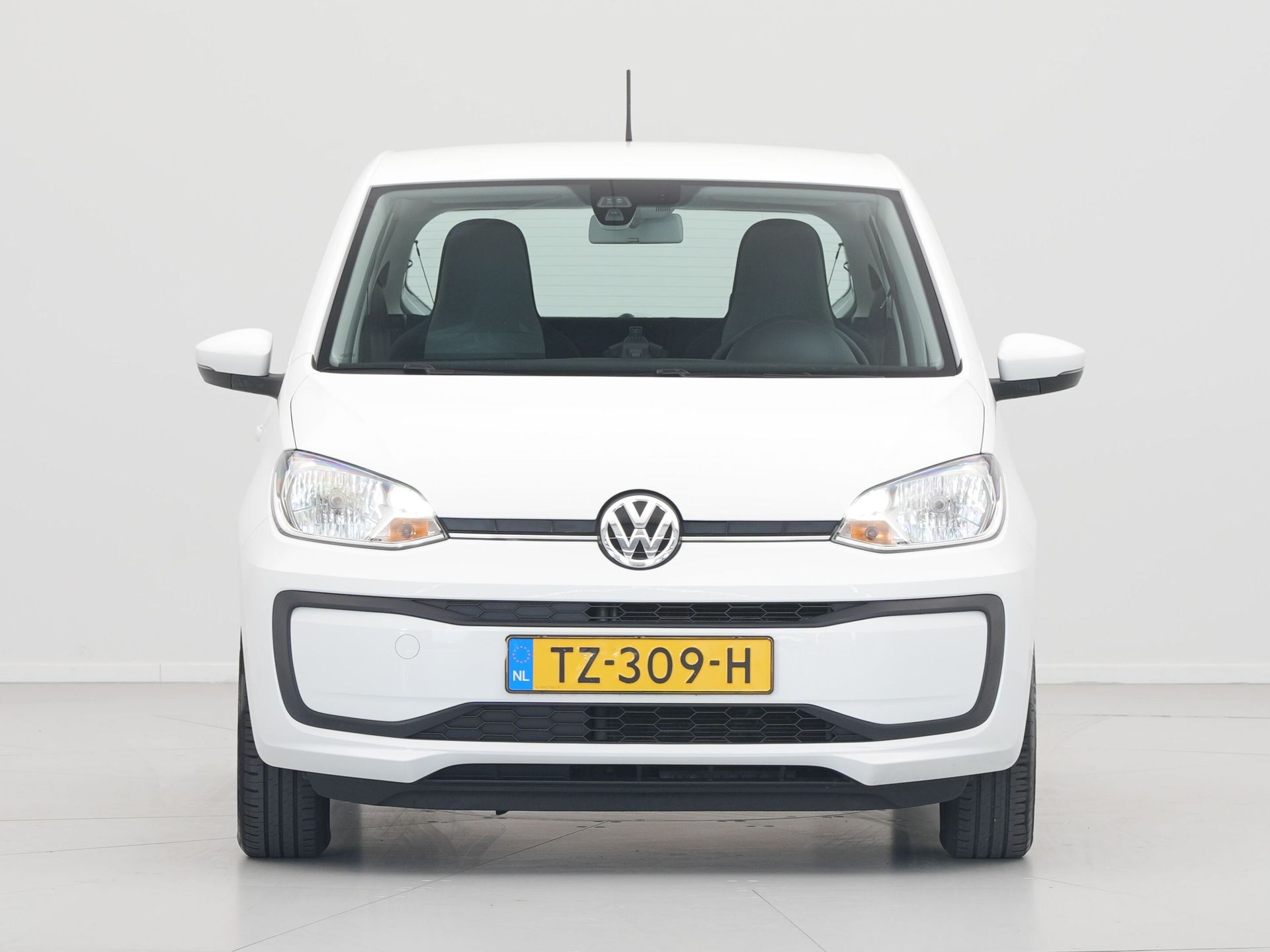 Volkswagen - up! 1.0 BMT move up! - 2018