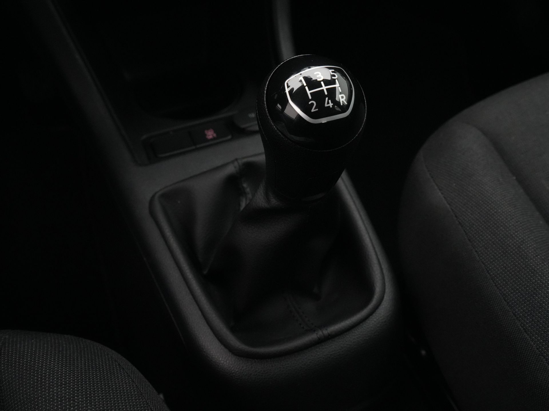 Volkswagen - up!  - 2021
