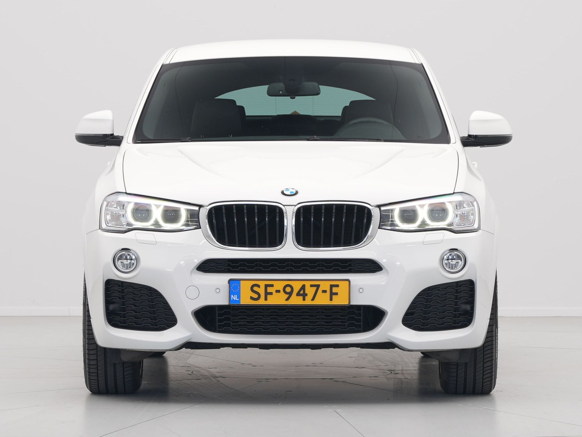 BMW - X4 xDrive20i High Executive xLine Edition - 2017
