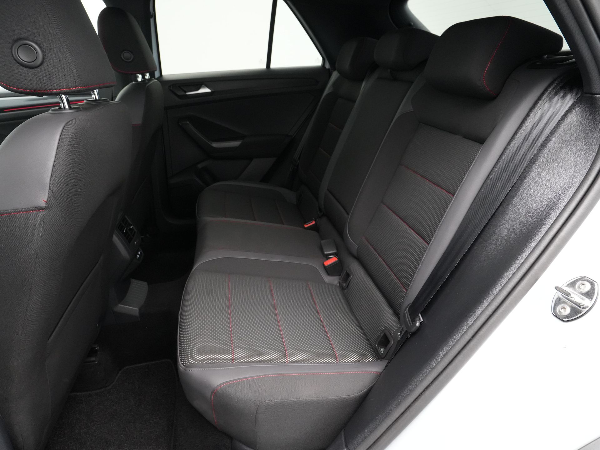 Volkswagen - T-Roc 1.5 TSI 150pk DSG Sport - 2021