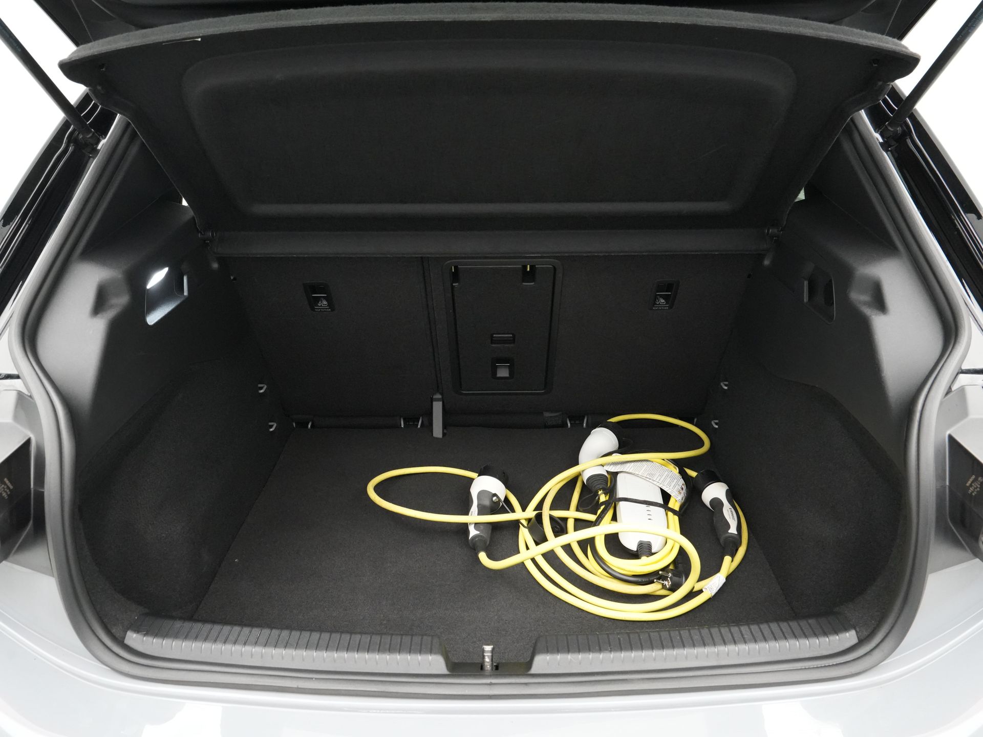 Volkswagen - ID.3 First Plus 58 kWh - 2020