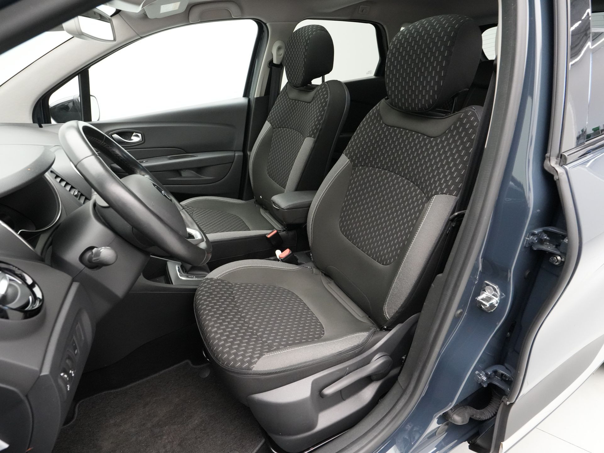 Renault - Captur 1.3 TCe 150pk EDC Intens - 2019