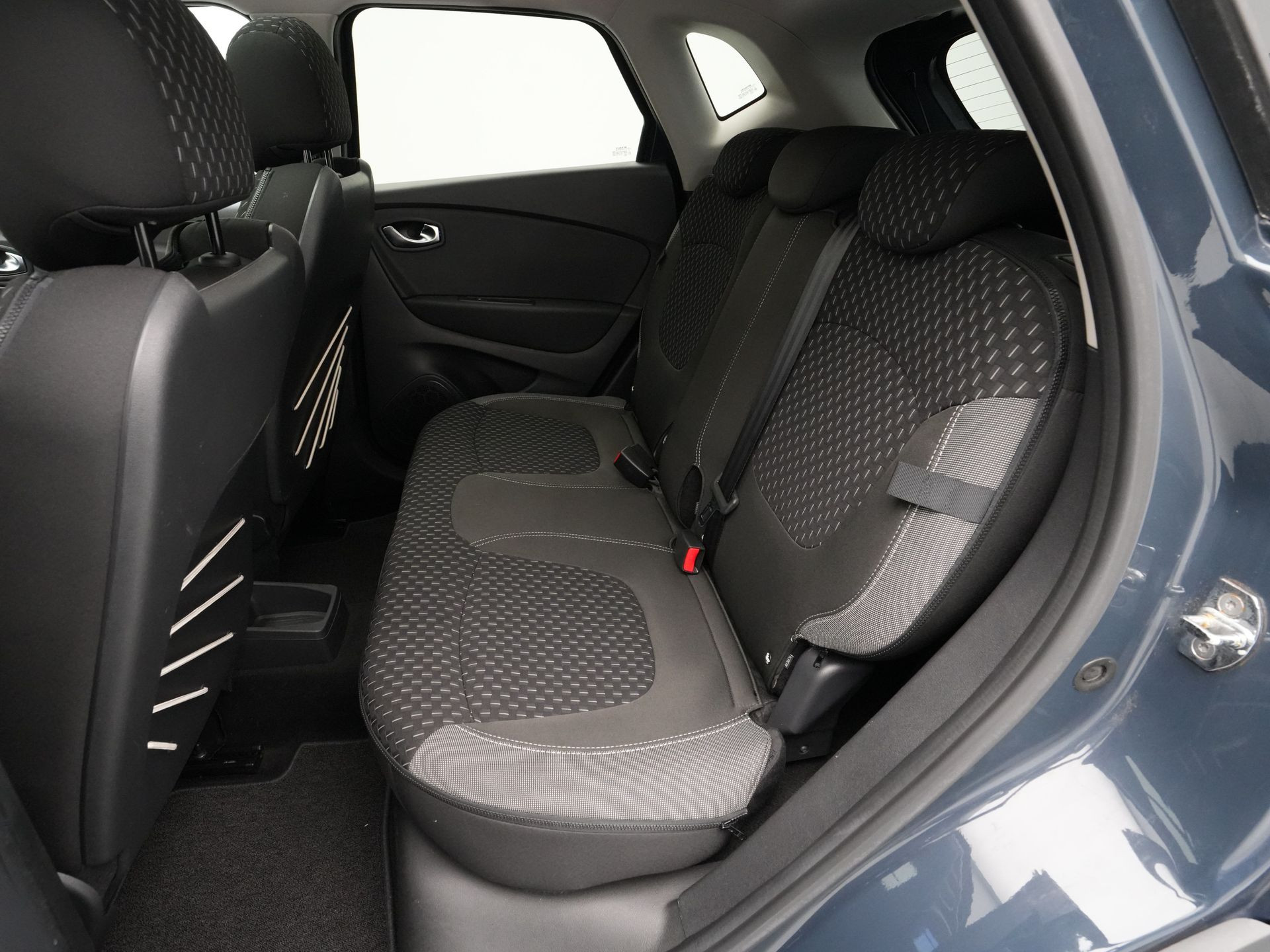 Renault - Captur 1.3 TCe 150pk EDC Intens - 2019