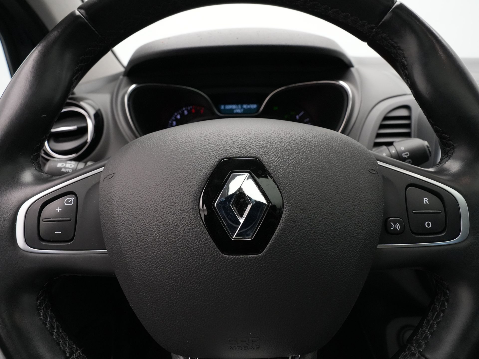 Renault - Captur 1.3 TCe 150pk EDC Intens - 2019