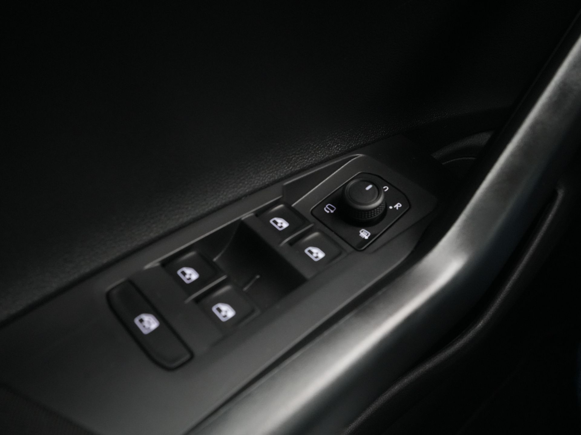 Volkswagen - Polo 1.0 TSI Life Edition - 2024