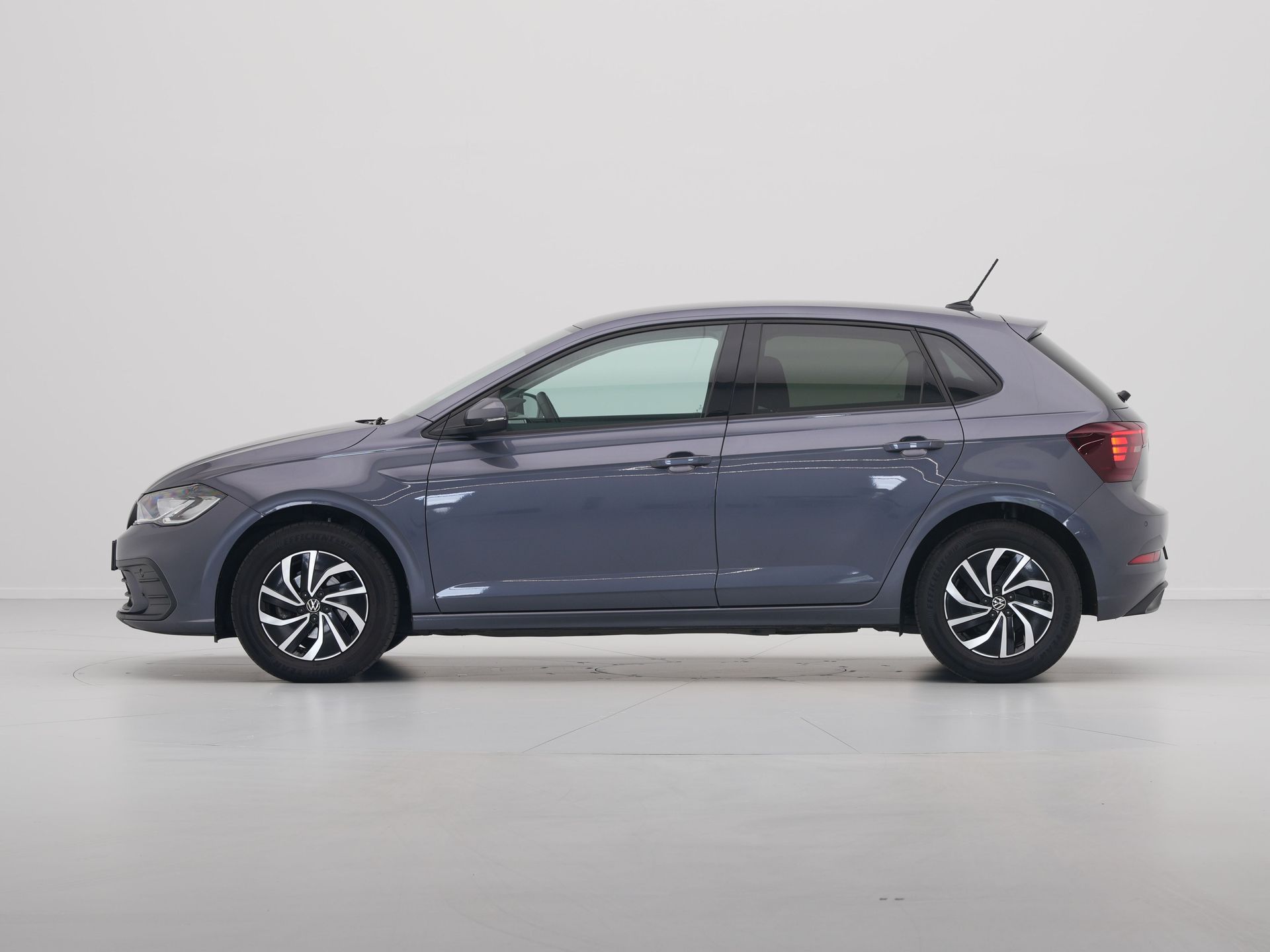 Volkswagen - Polo 1.0 TSI Life Edition - 2024