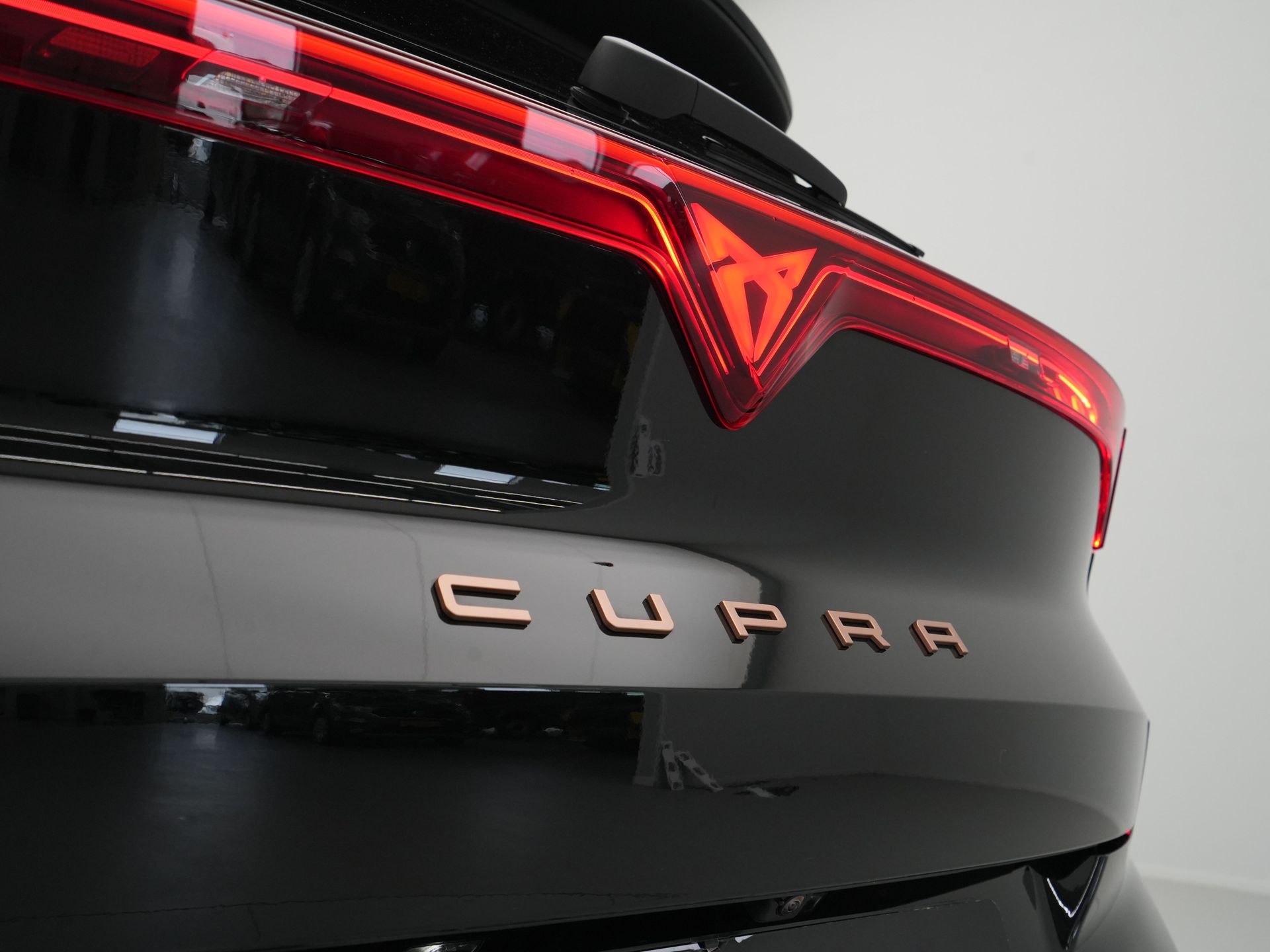 CUPRA - Terramar 1.5 TSI e-Hybrid 272pk VZ Performance - 2024
