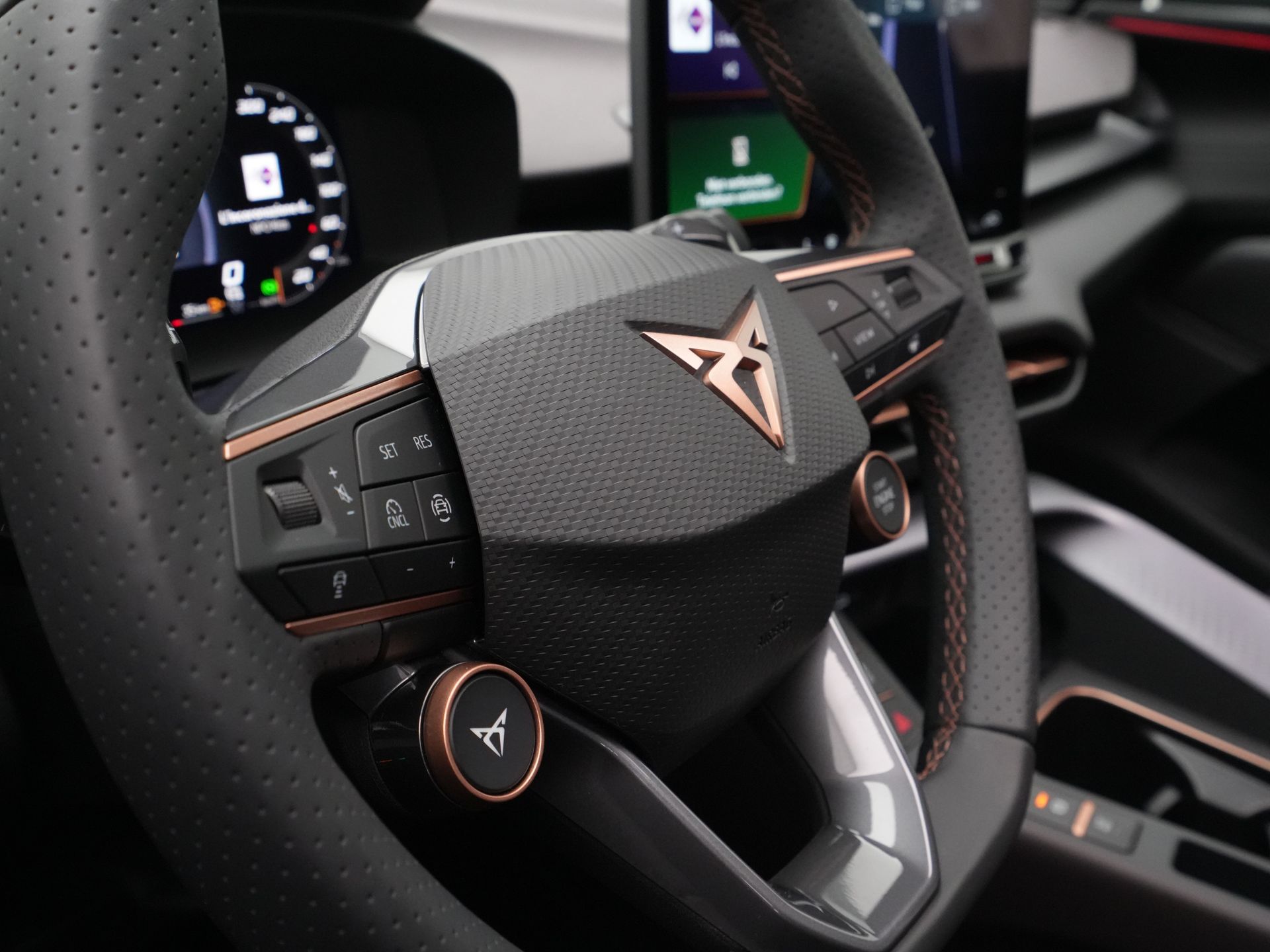 CUPRA - Terramar 1.5 TSI e-Hybrid 272pk VZ Performance - 2024