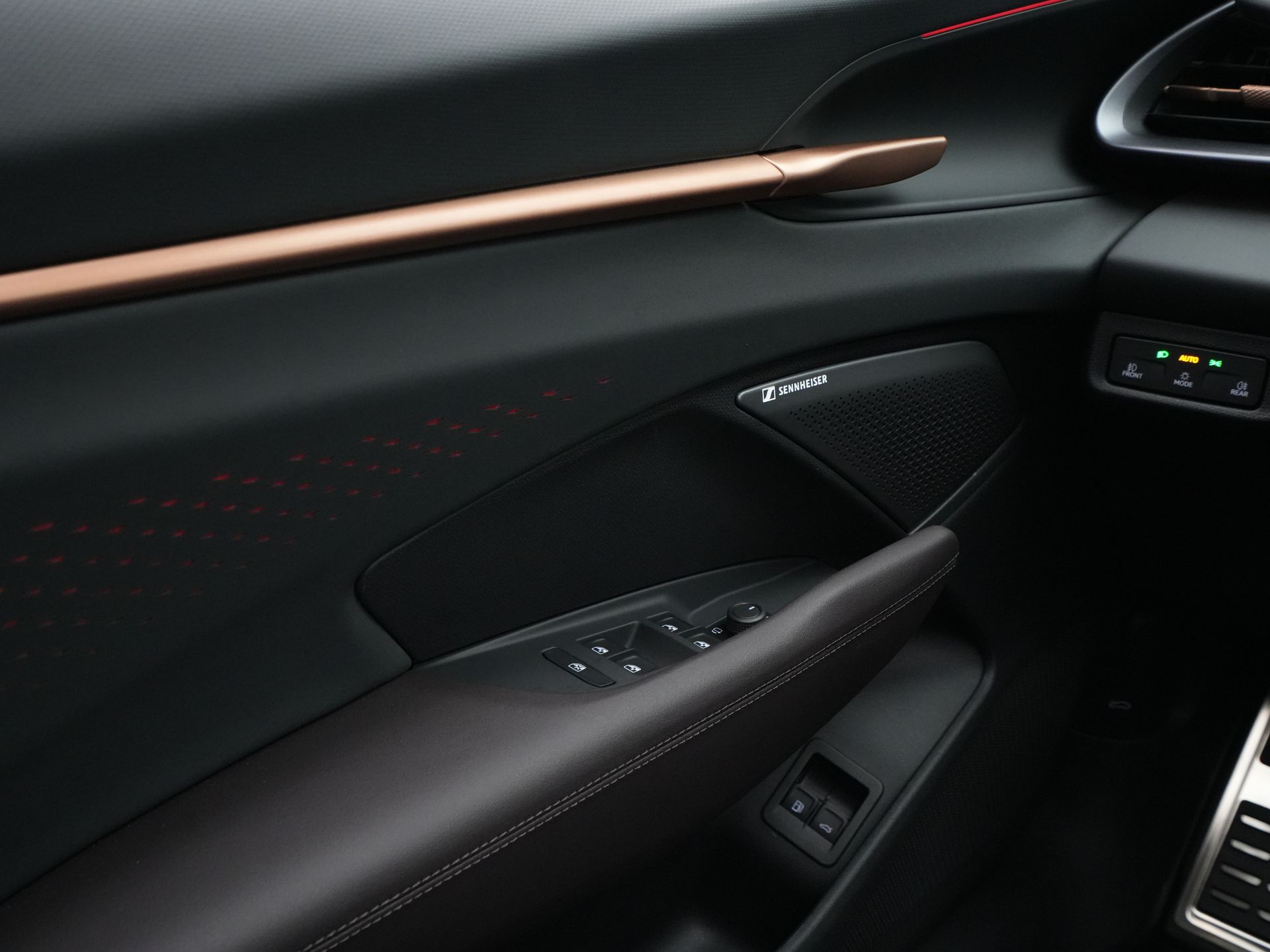 CUPRA - Terramar 1.5 TSI e-Hybrid 272pk VZ Performance - 2024