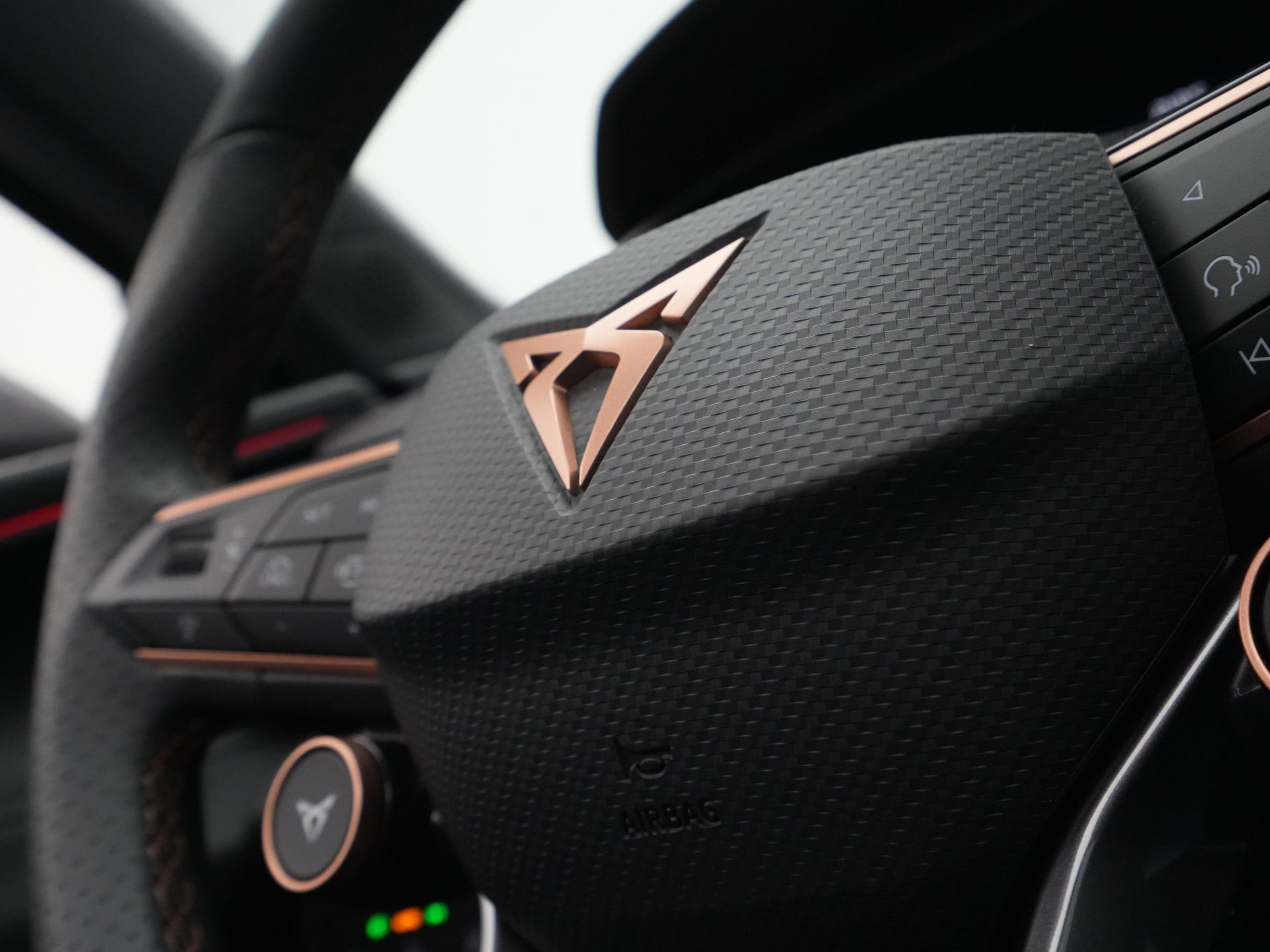 CUPRA - Terramar 1.5 TSI e-Hybrid 272pk VZ Performance - 2024