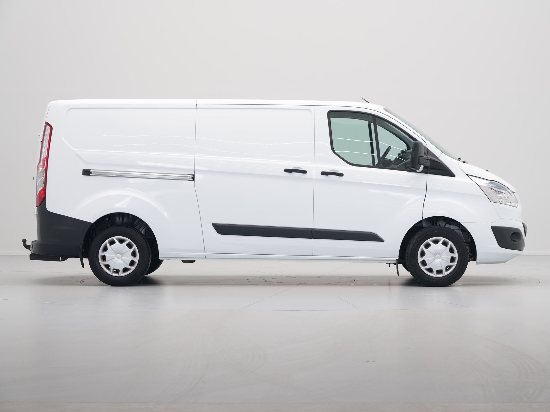 Ford - Transit 310 2.2 TDCI 125pk L2H1 Ambiente - 2016