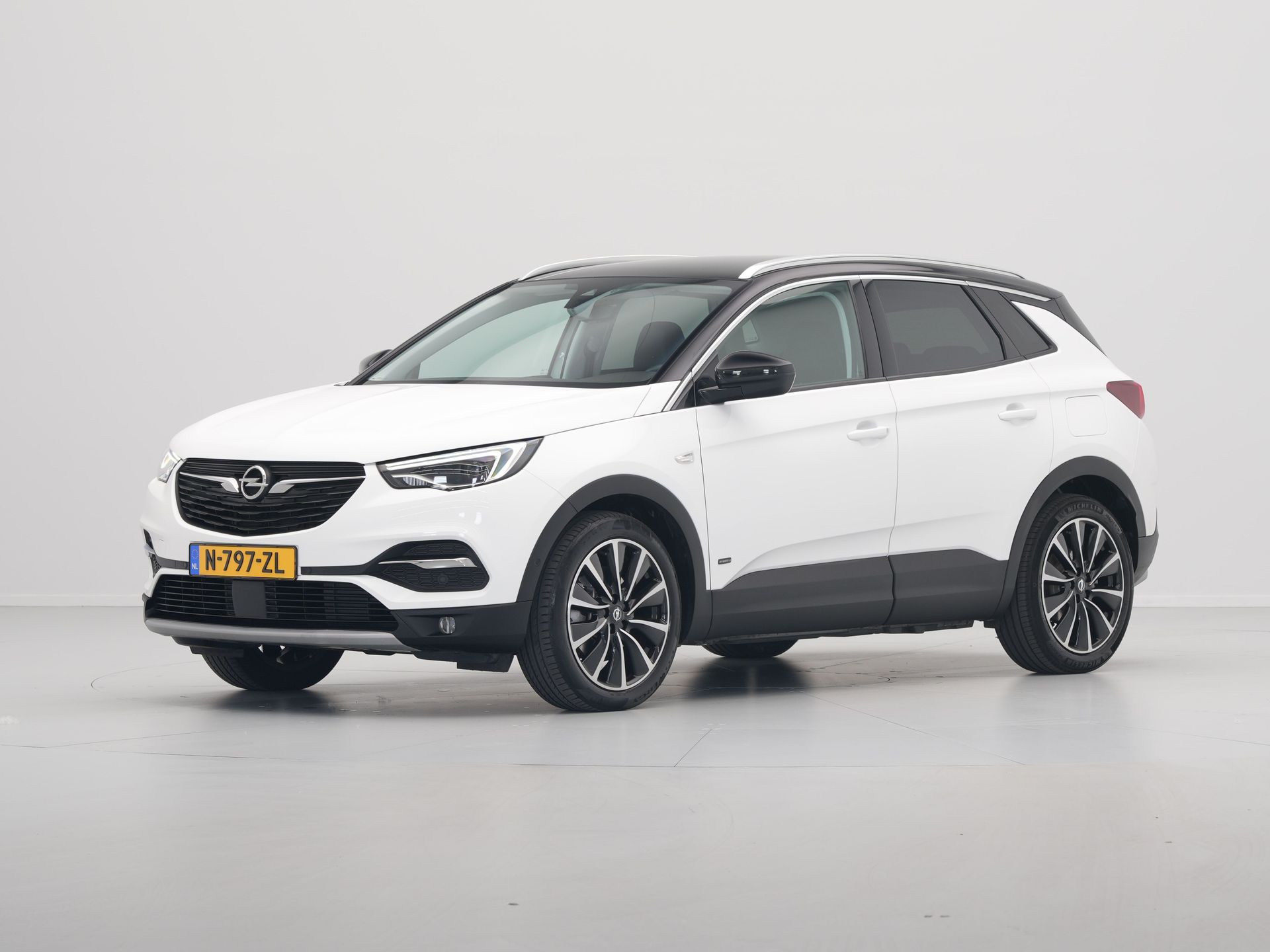 Opel - Grandland X 1.6 Turbo Hybrid4 300pk Innovation - 2020