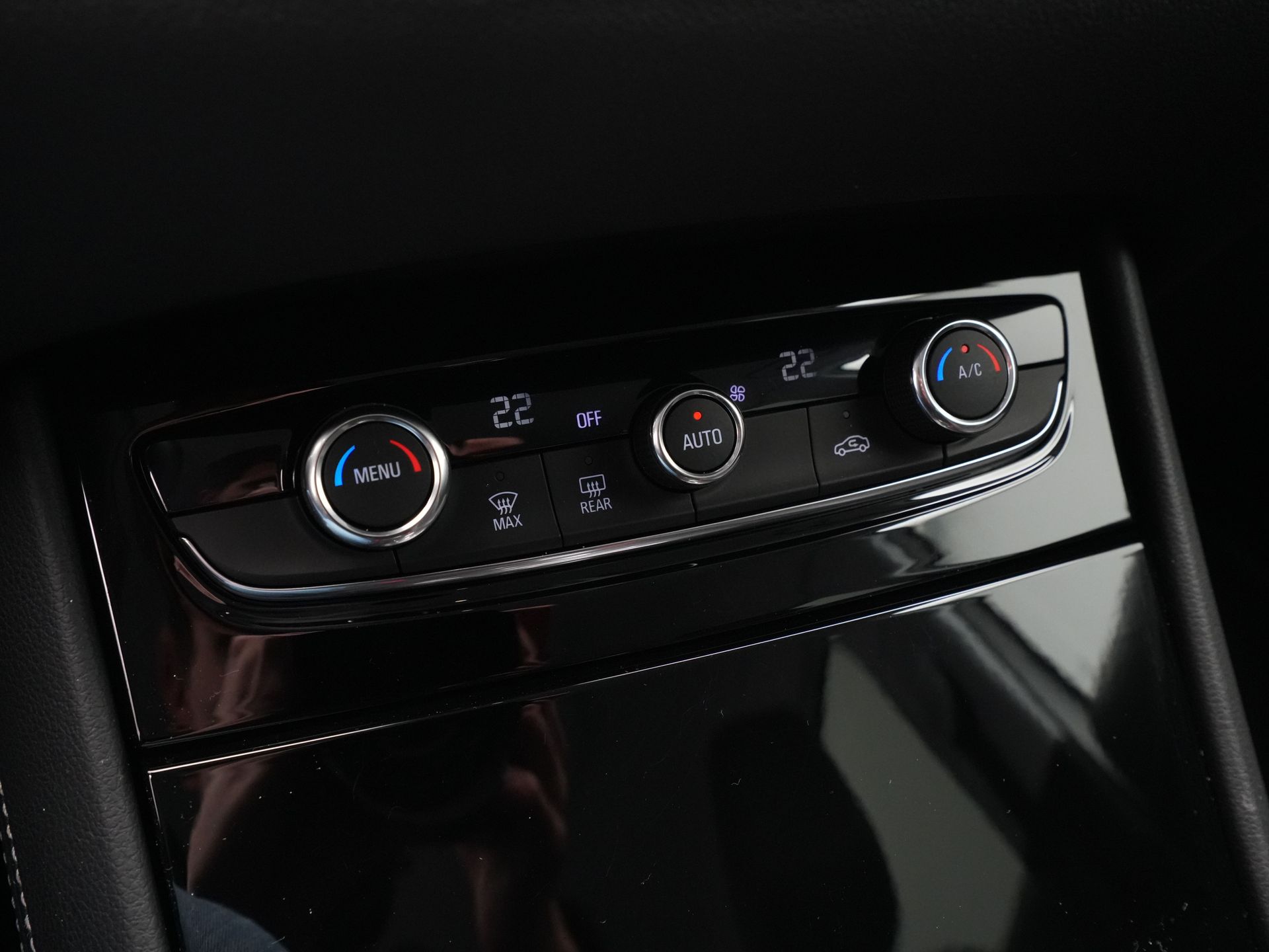 Opel - Grandland X 1.6 Turbo Hybrid4 300pk Innovation - 2020