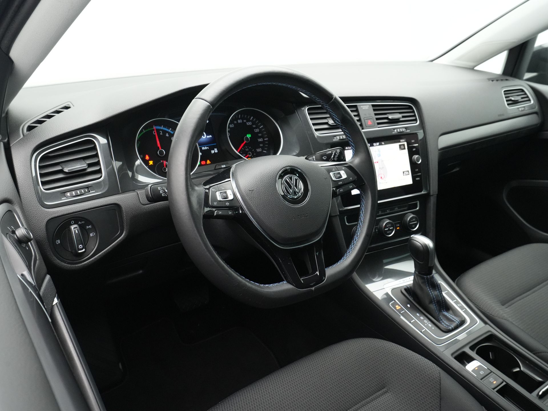 Volkswagen - e-Golf E-DITION 136pk - 2020