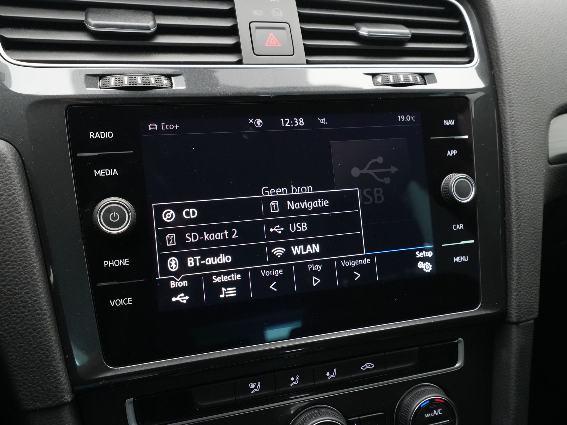 Volkswagen - e-Golf E-DITION 136pk - 2020