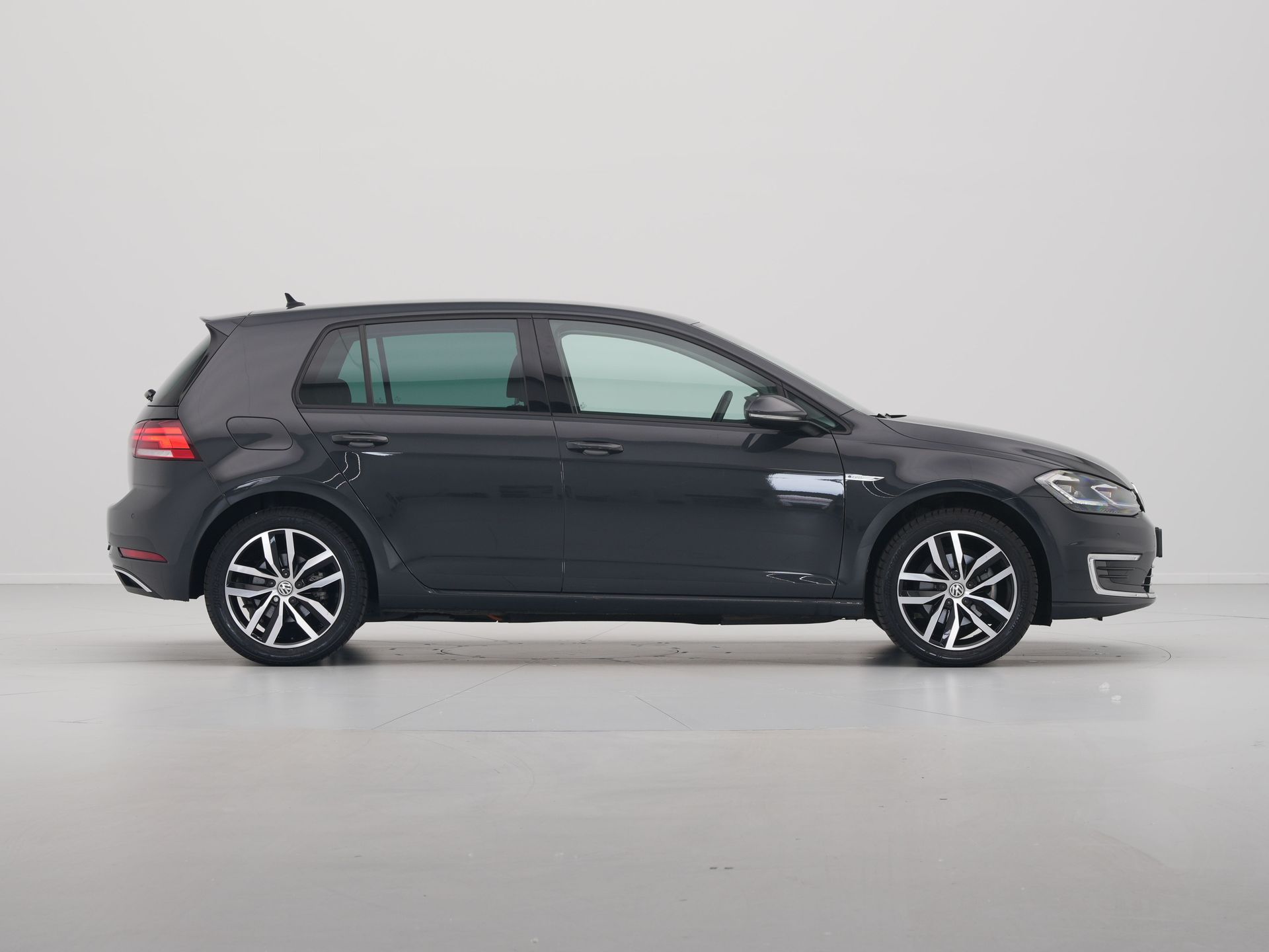 Volkswagen - e-Golf E-DITION 136pk - 2020