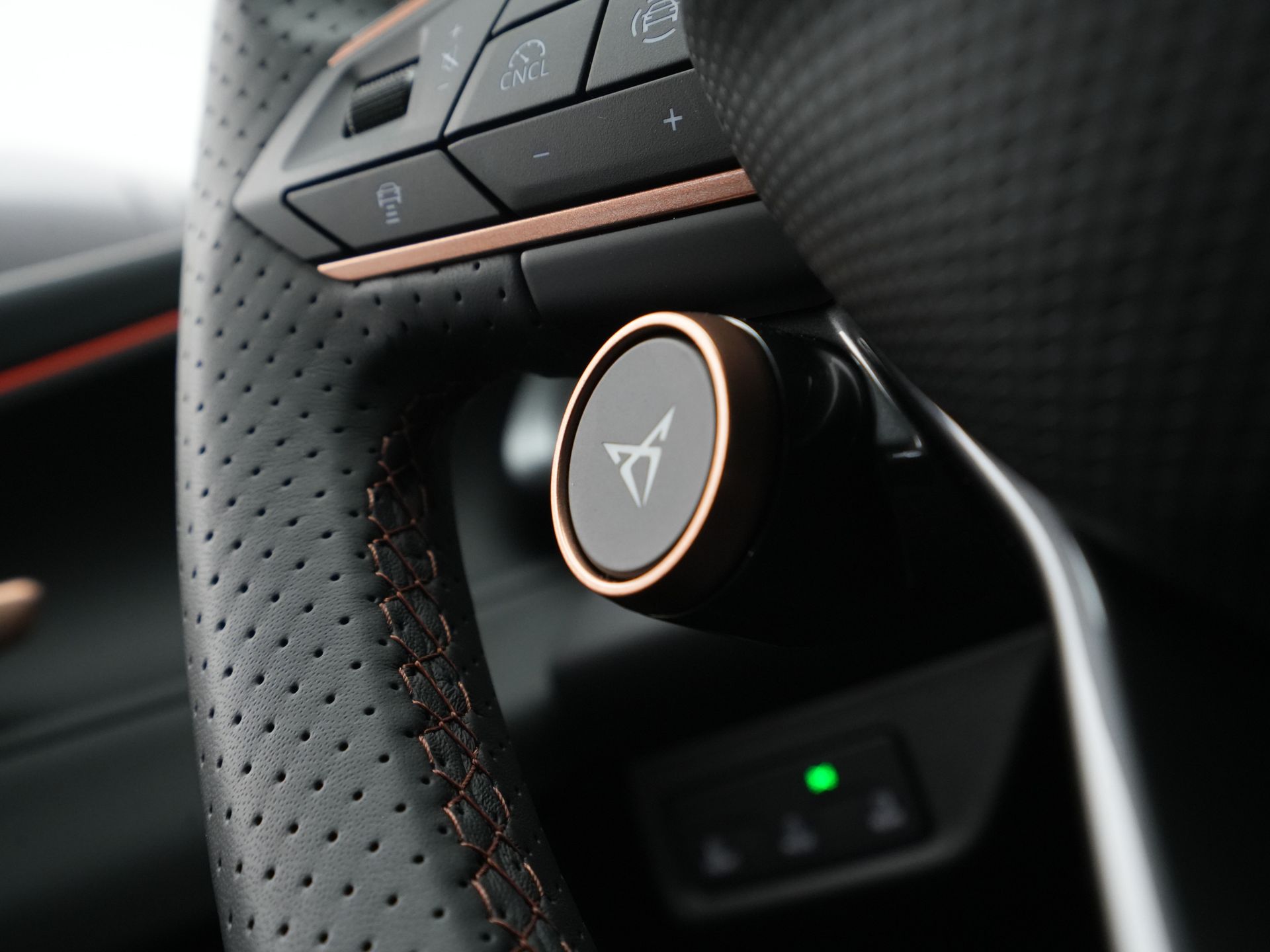 CUPRA - Terramar 1.5 TSI e-Hybrid 204pk - 2025