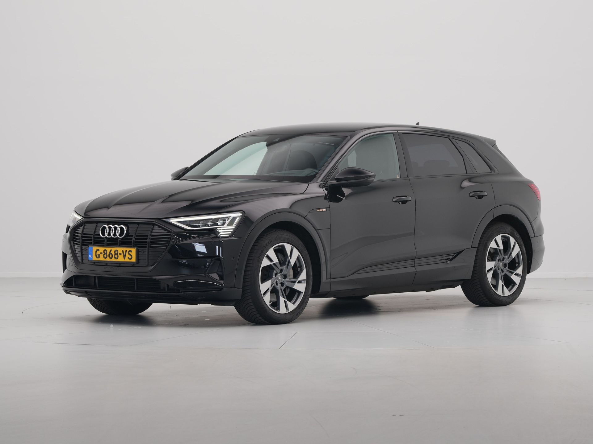 Audi - e-tron e-tron 55 quattro 361pk advanced S-Line 95 kWh - 2019